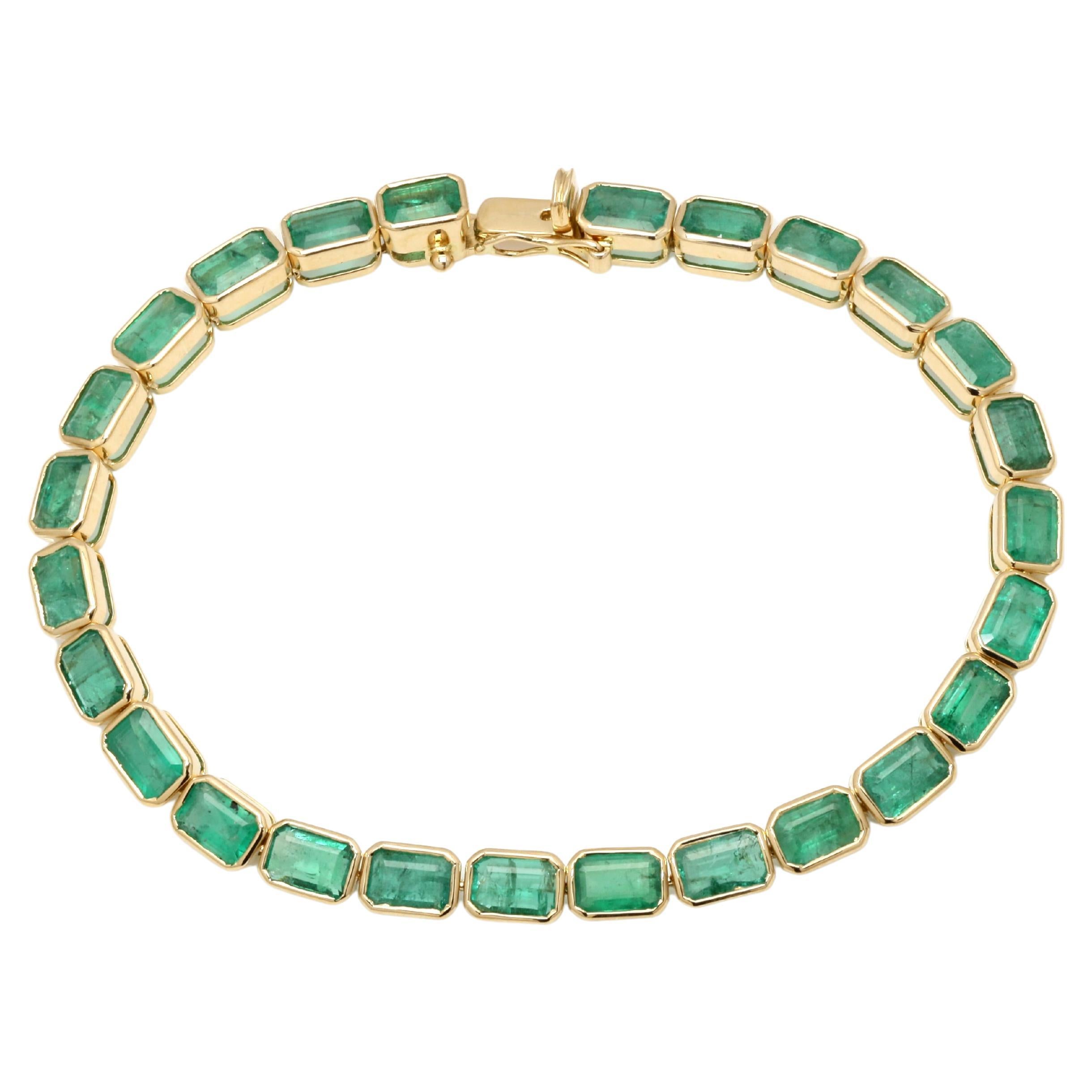 Octagon 12.5 ct Natural Emerald Tennis Bracelet Inlaid in 18K Yellow Gold For Sale