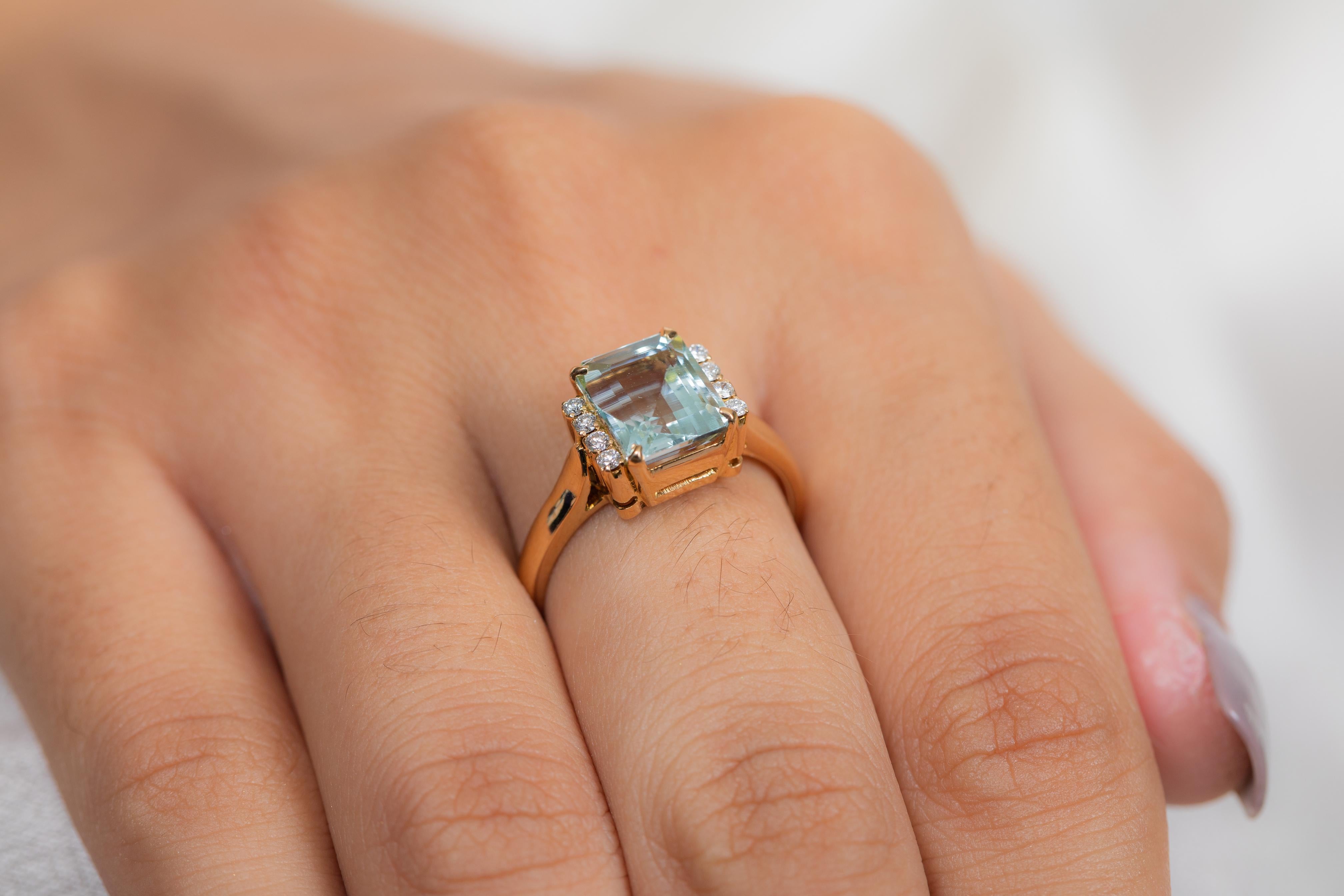 For Sale:  Octagon Cut 2.65 ct Aquamarine Cocktail Ring in 18K Yellow Gold with Diamonds  2