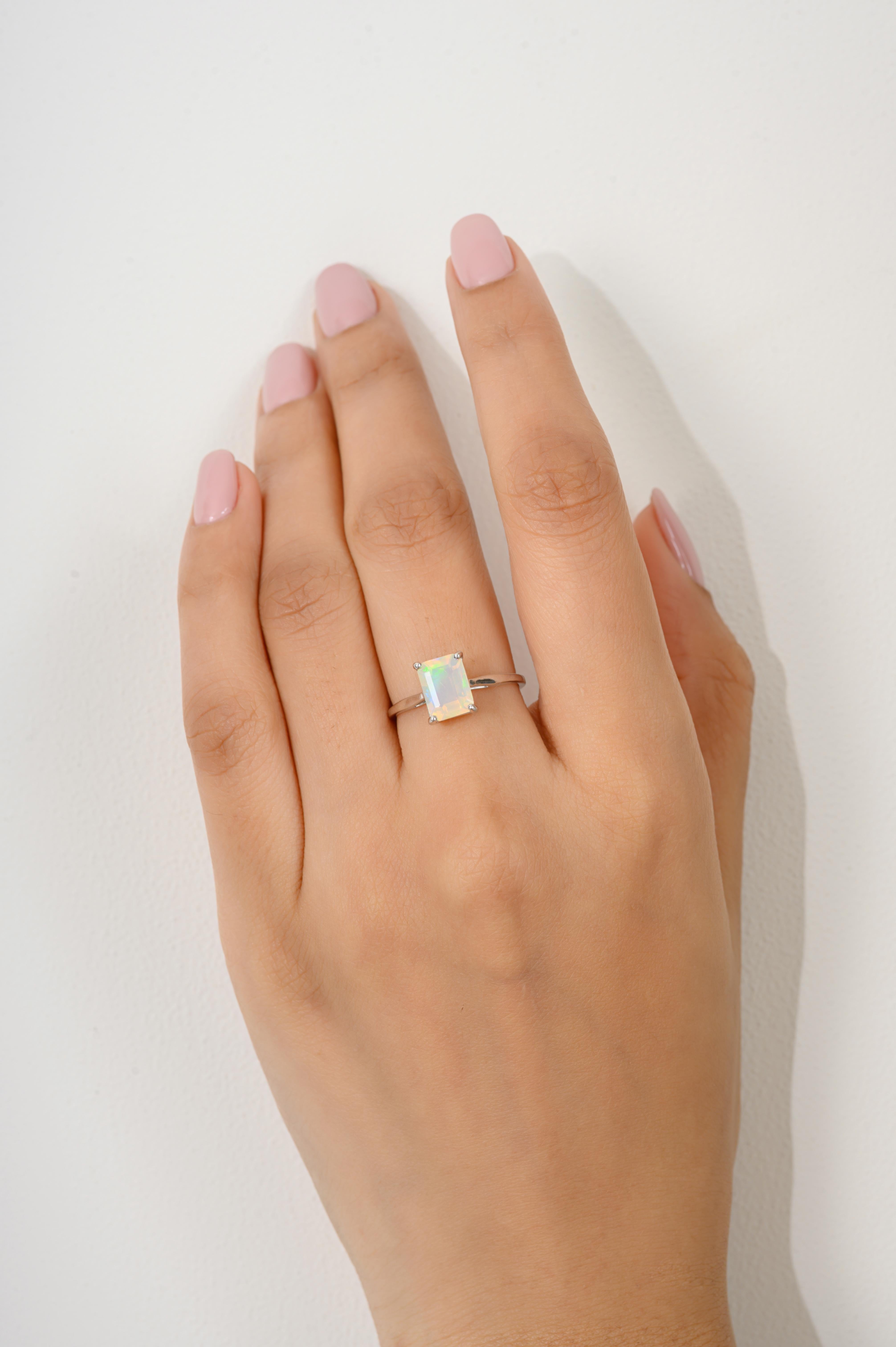 Im Angebot: Achteckiger Opal im Achteckschliff Everyday Solitär Ring in 14k massivem Weißgold Fassungen () 6