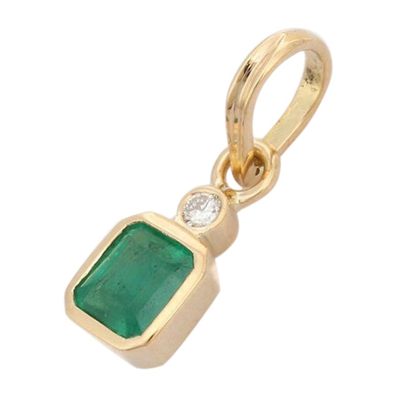 Octagon Emerald and Diamond Pendant in 18K Yellow Gold For Sale