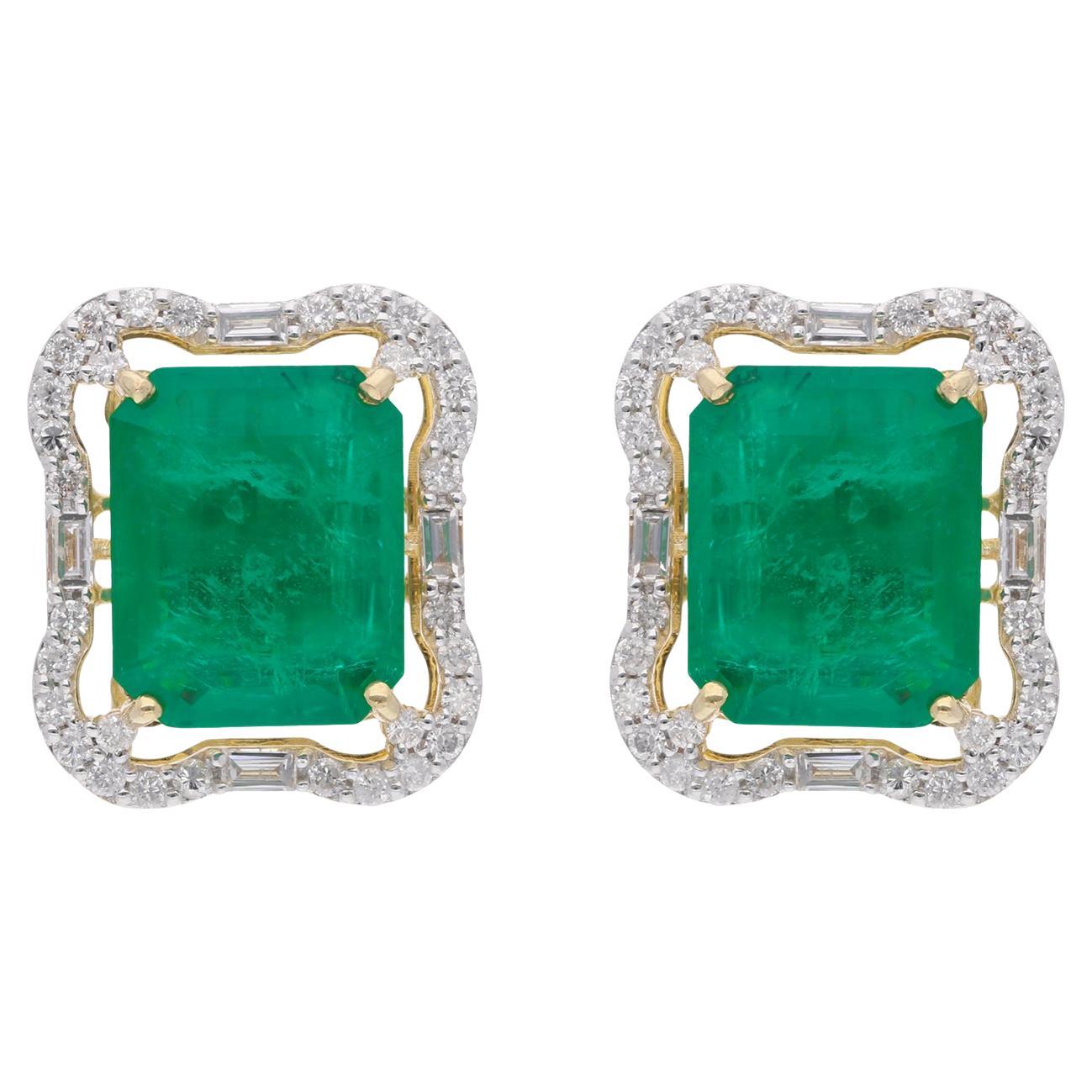 Boucles d
oreilles Halo en or jaune 18k avec diamant et émeraude octogonale