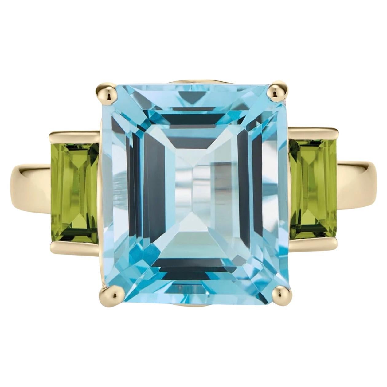 Augustine Jewels Achteckiger Goldring in Achteck mit Peridot und blauem Topas im Angebot