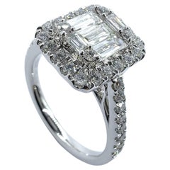 Anillo de compromiso Octágono Ilusión Halo Baguette y Diamantes talla redonda en oro de 18 quilates