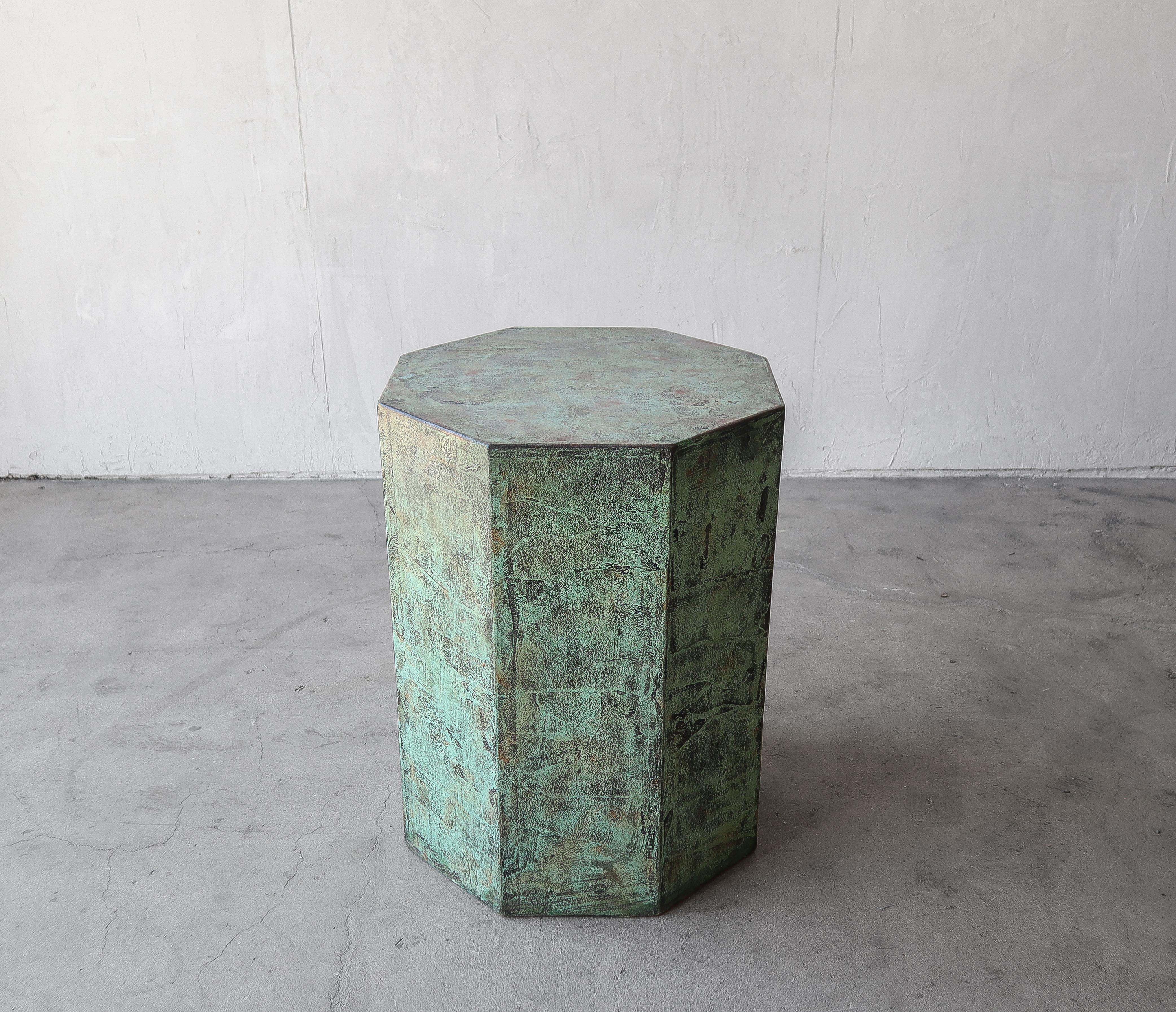 Octagon Plaster Dining Table Pedestal For Sale 1