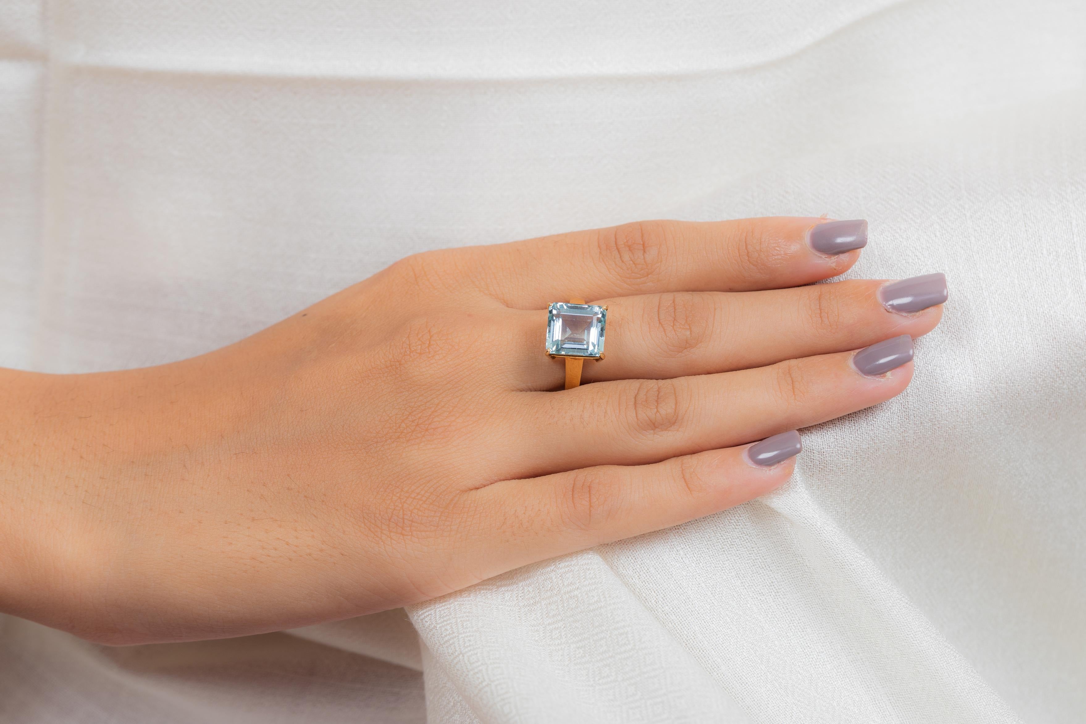 For Sale:  Octagon Shape Aquamarine Solitaire Ring in 18K Yellow Gold 6