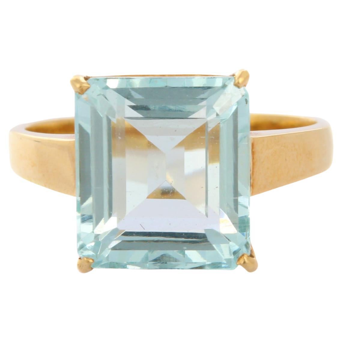 Bague solitaire aigue-marine de forme octogonale en or jaune 18K