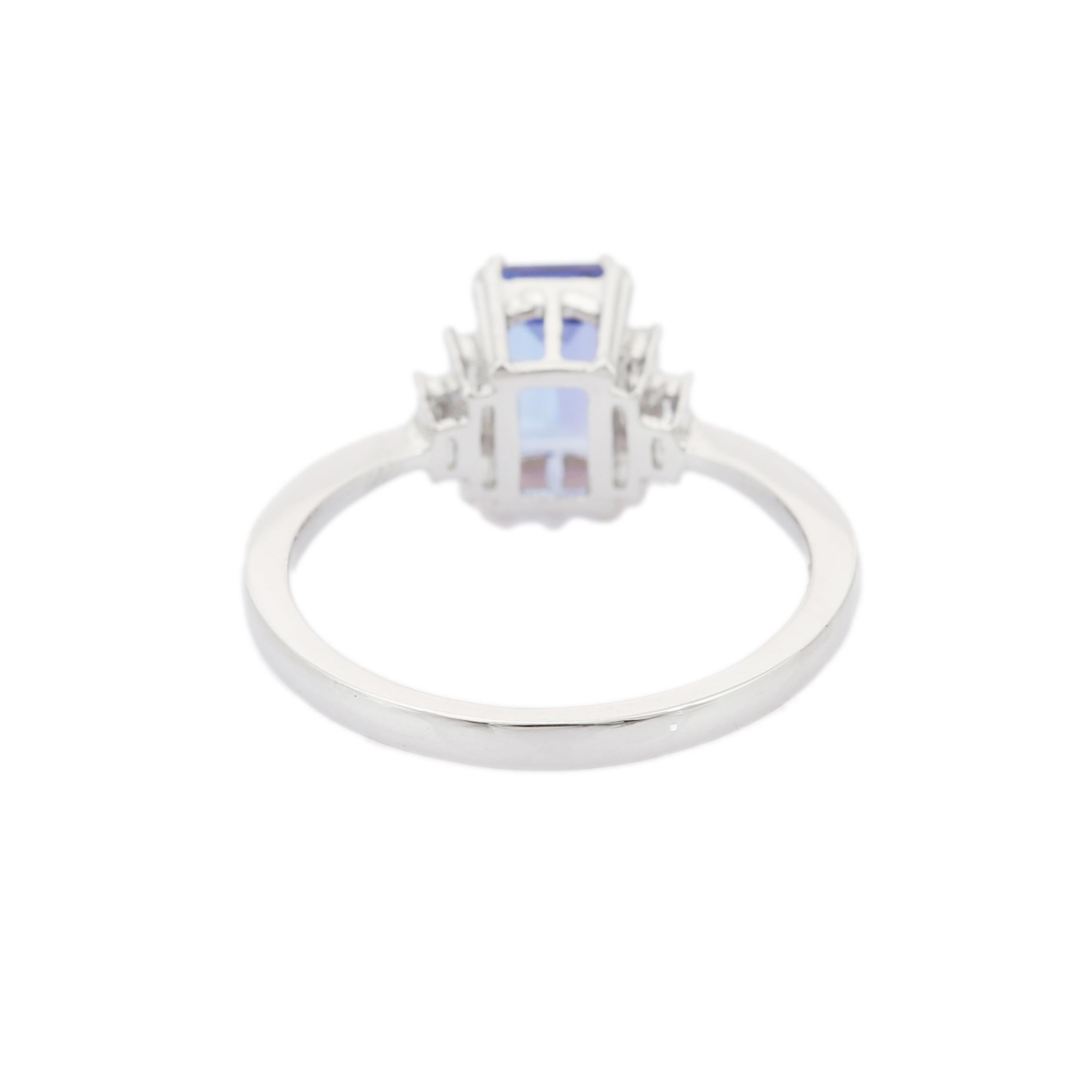 For Sale:  Octagon Shape Tanzanite Ring with Diamonds in 18K White Gold 5