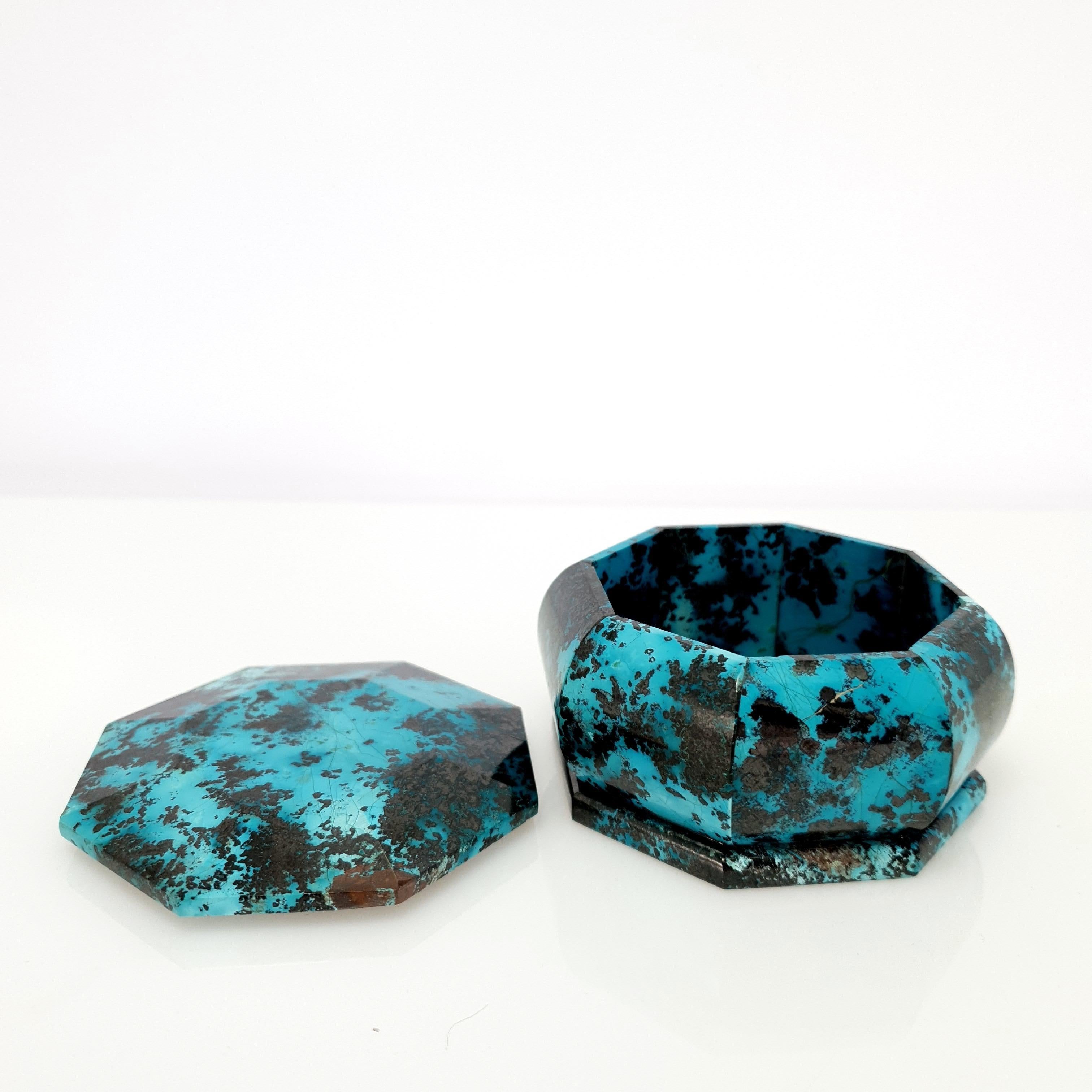 Octagon Turquoise Coloured Shattuckite Decorative Jewelry Gemstone Box For Sale 4