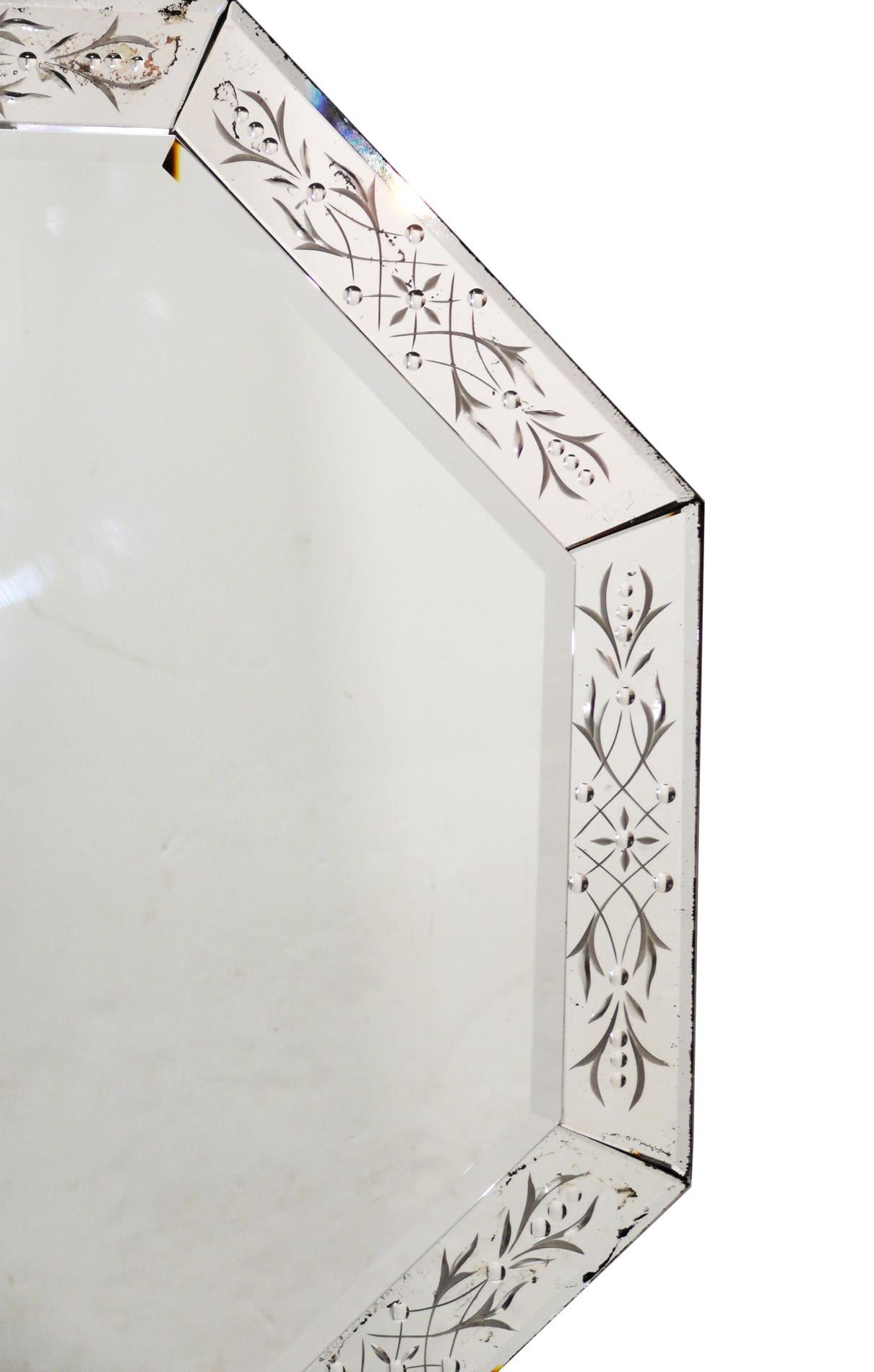 Hollywood Regency Miroir octogonal des années 1940 36