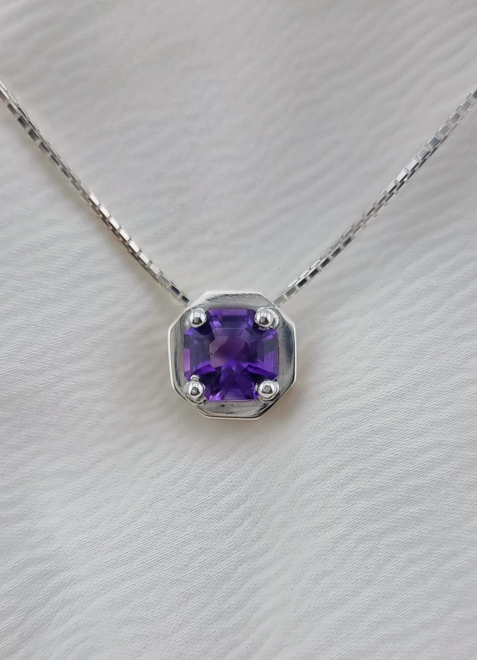 da uomo o donna Collana con ciondolo ottagonale di ametista in argento sterling in vendita