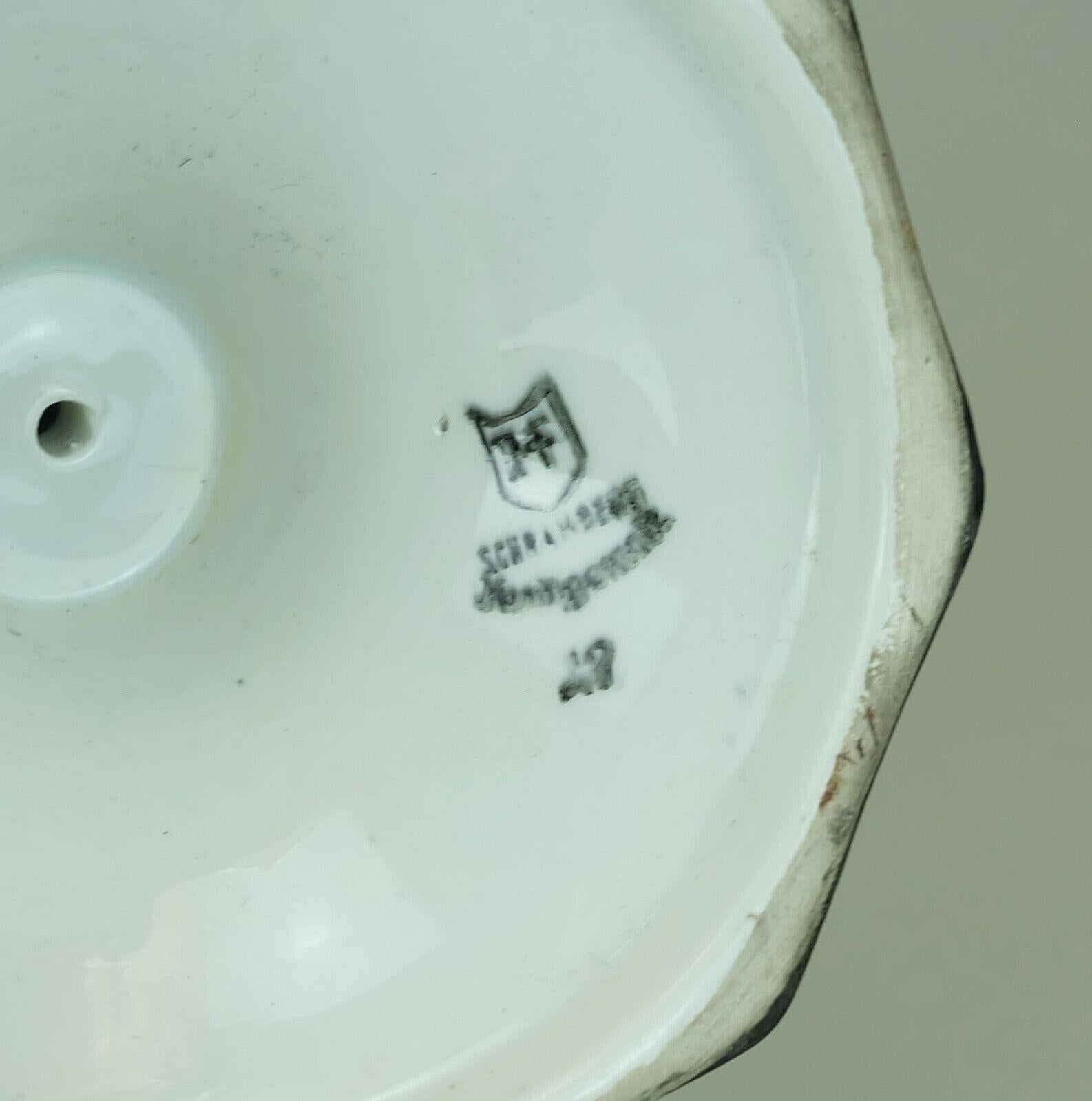Allemand Bol octogonal art déco BOWL décoré à la main schramberg majolika des années 1920 en vente