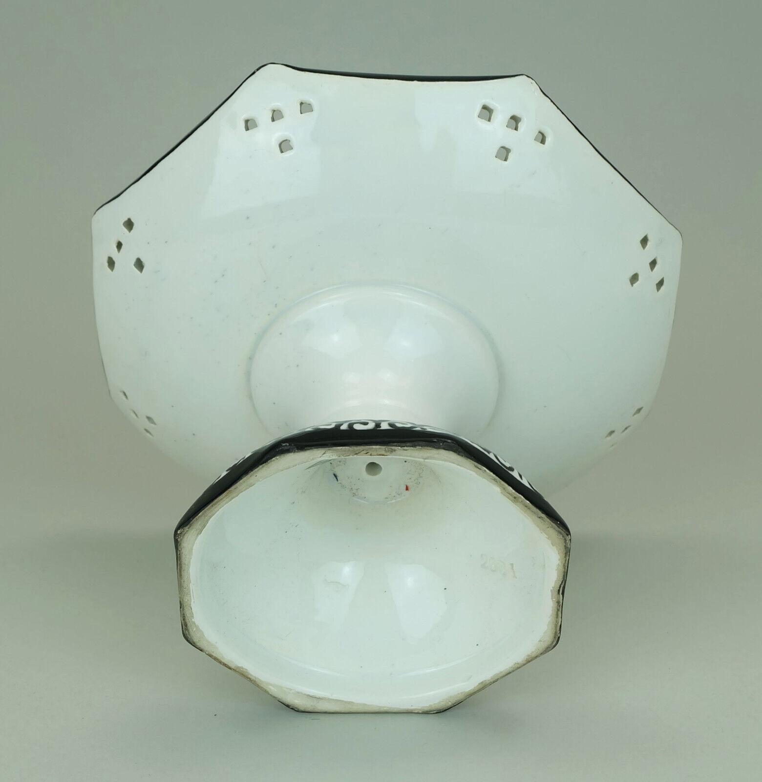 Bol octogonal art déco BOWL décoré à la main schramberg majolika des années 1920 Bon état - En vente à Mannheim, DE