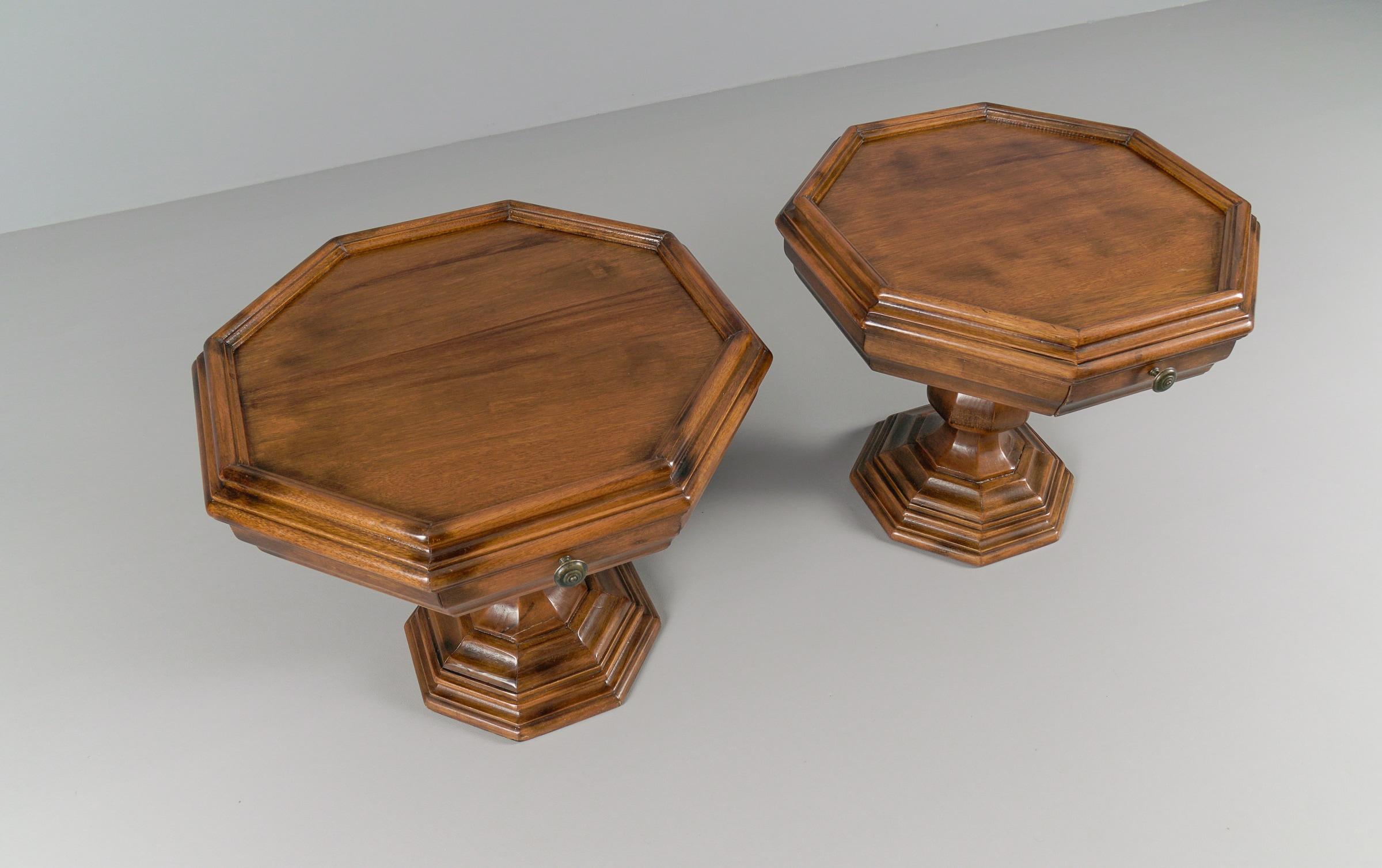 Octagonal Bedside Tables, 1950s, Set of 2 In Good Condition For Sale In Nürnberg, Bayern