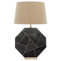 Lampe de table octogonale en marqueterie de paille noire fabriquée à la main au Royaume-Uni Contemporain