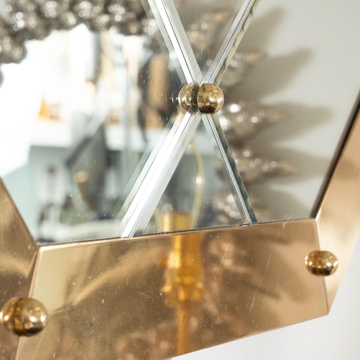 Fin du 20e siècle Miroir octogonal en laiton en vente