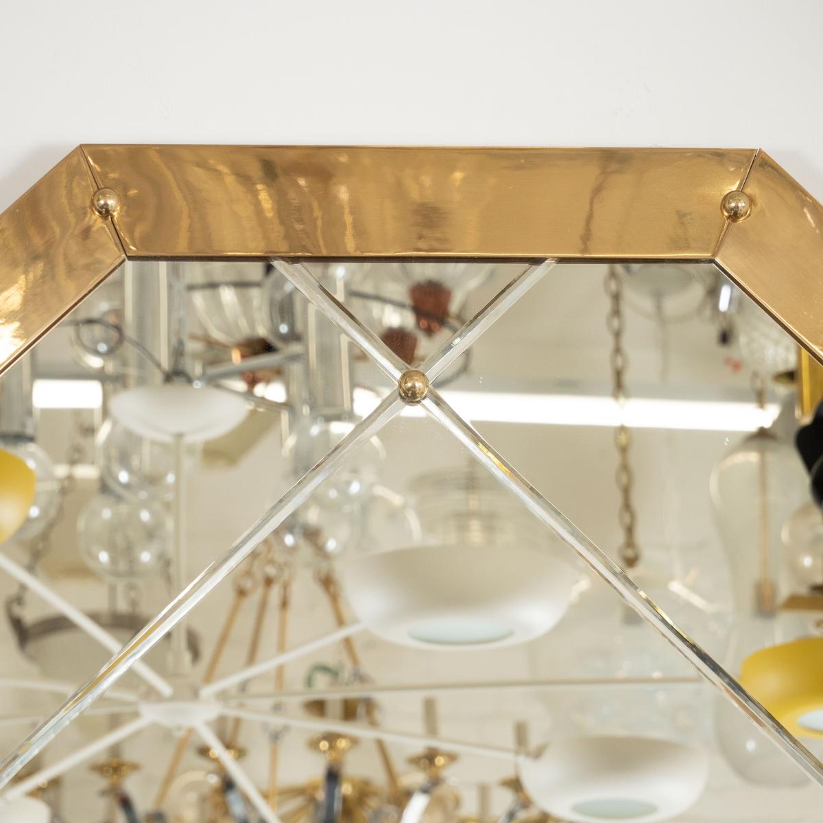 Laiton Miroir octogonal en laiton en vente