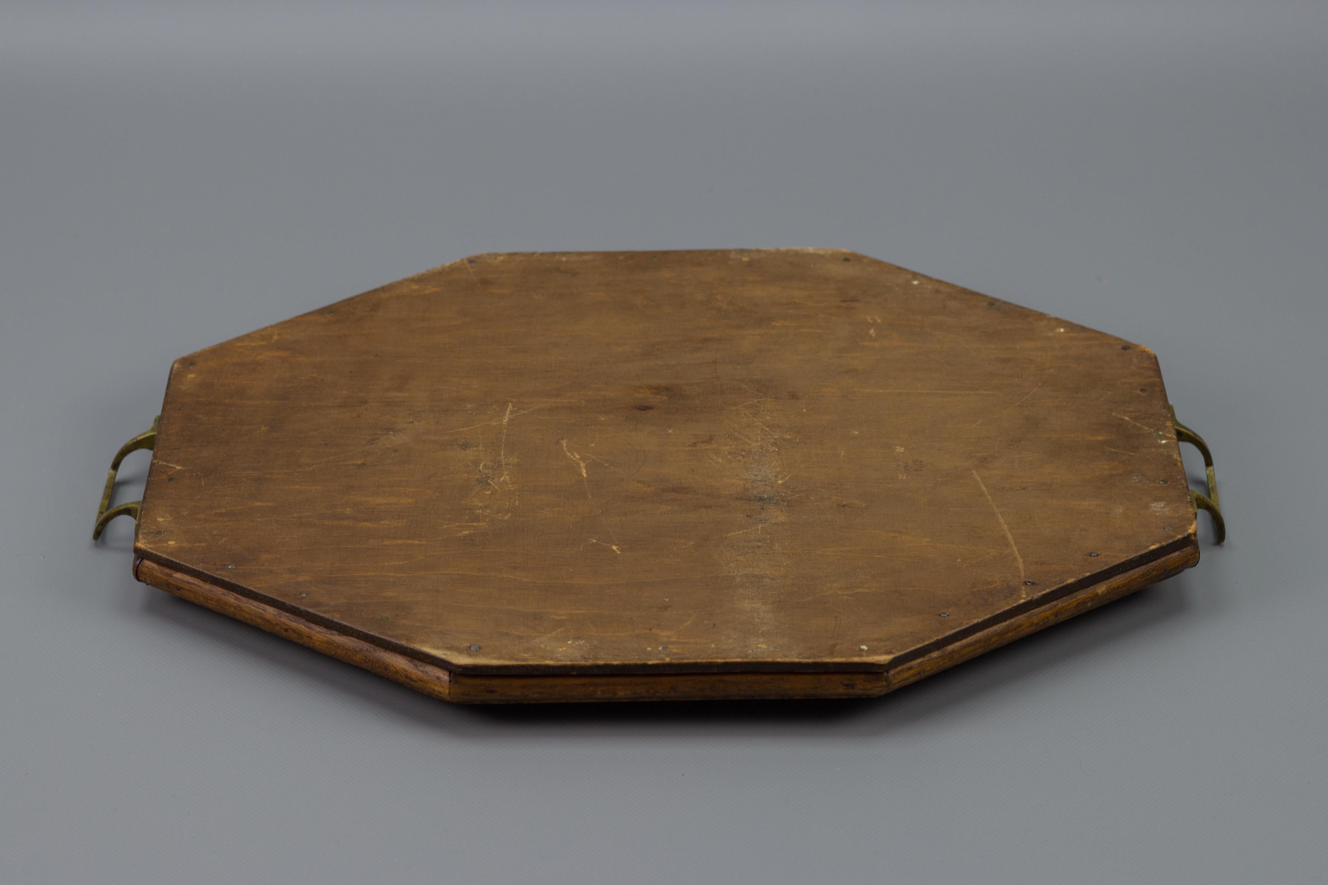 Octagonal Brown Wood Serving Tray with Oval Etched Mirror Base For Sale 7