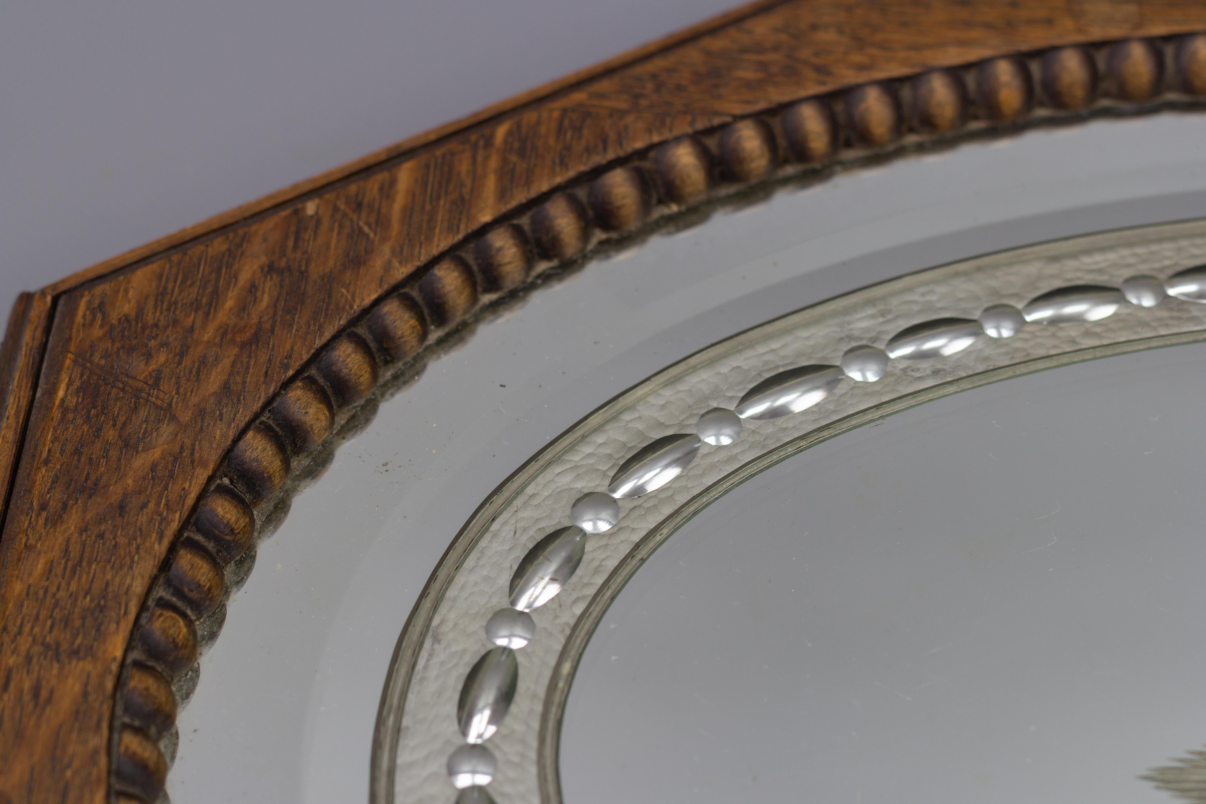 European Octagonal Brown Wood Serving Tray with Oval Etched Mirror Base For Sale