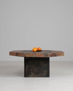 Table octogonale en ardoise de style brutaliste avec piètement en fer