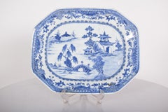 Octagonal Chinese Porcelain Serving Dish