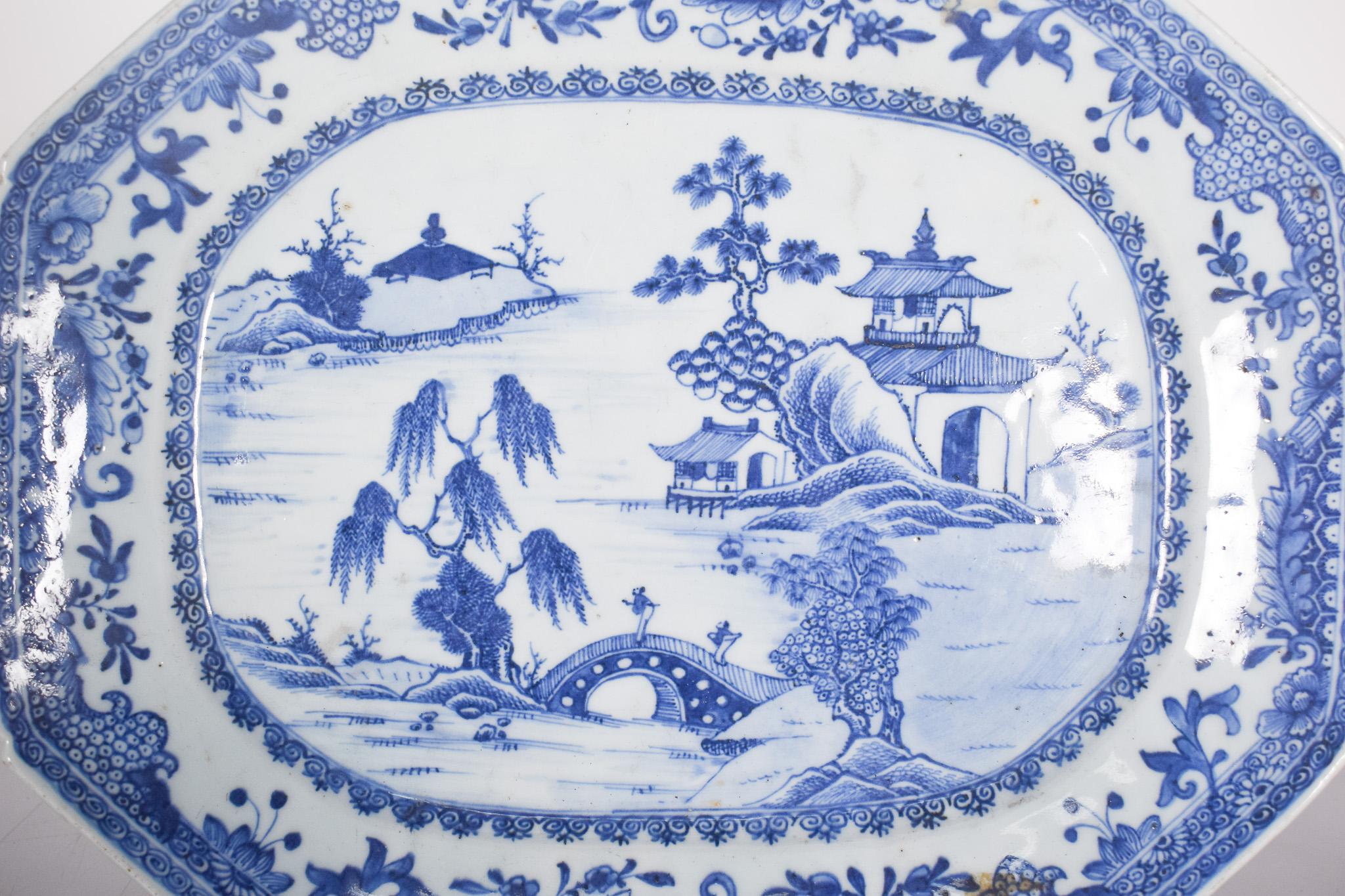 Achteckige Servierschale aus chinesischem Porzellan (Rokoko) im Angebot