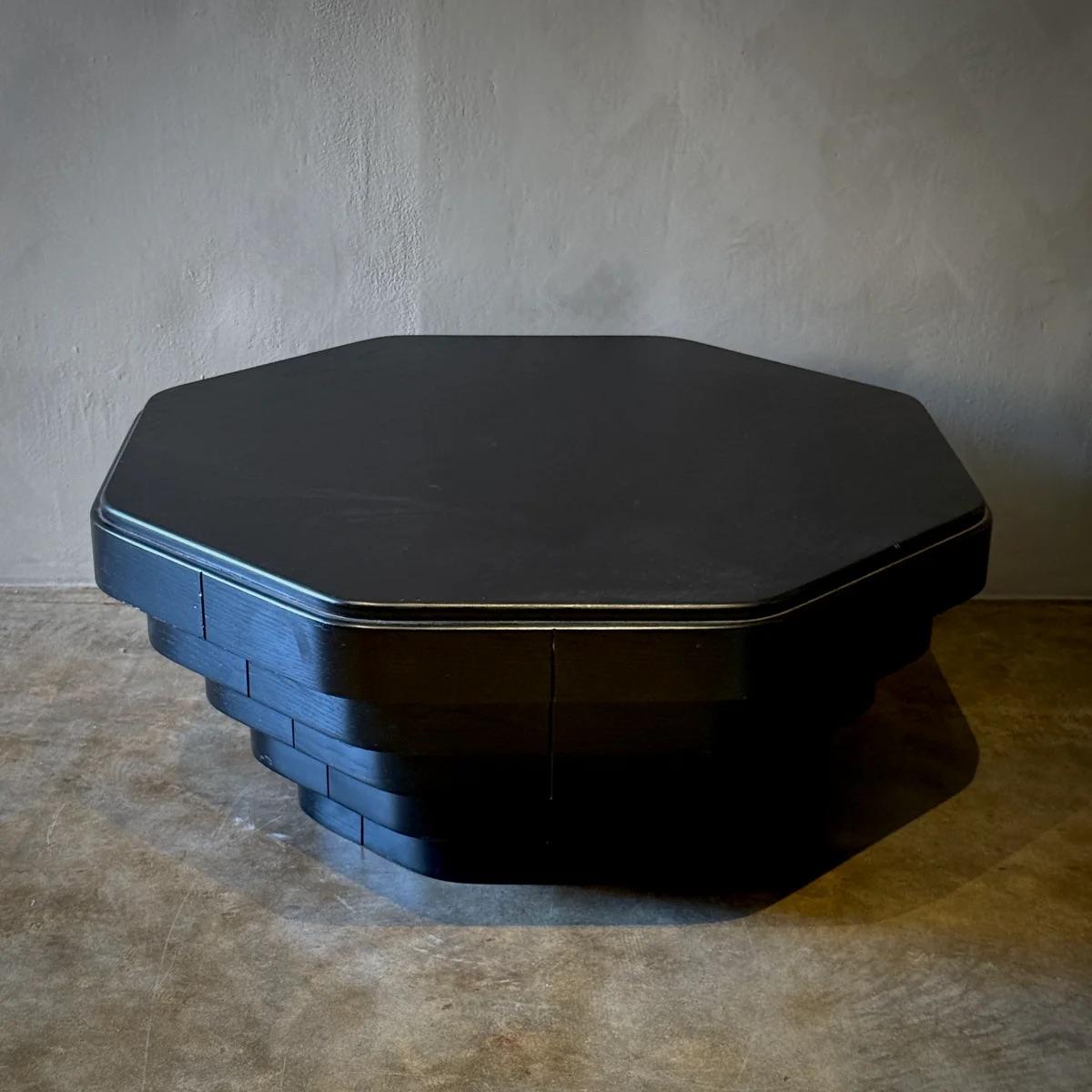 Mid-20th Century Octagonal Coffee Table For Sale