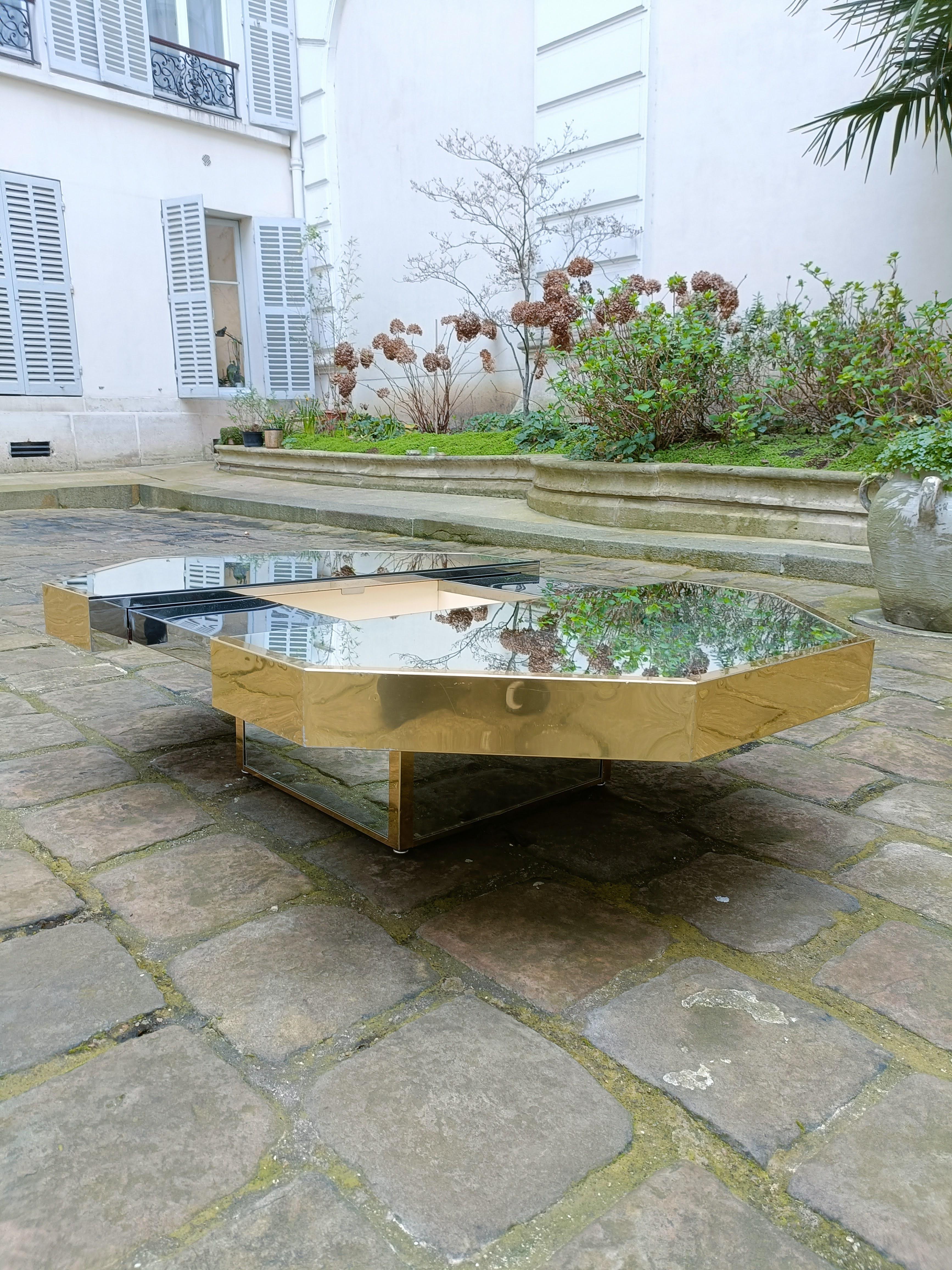 Octagonal Coffee Table in Brass and Mirror, 1970 Attributed to Gabriella Crespi 2