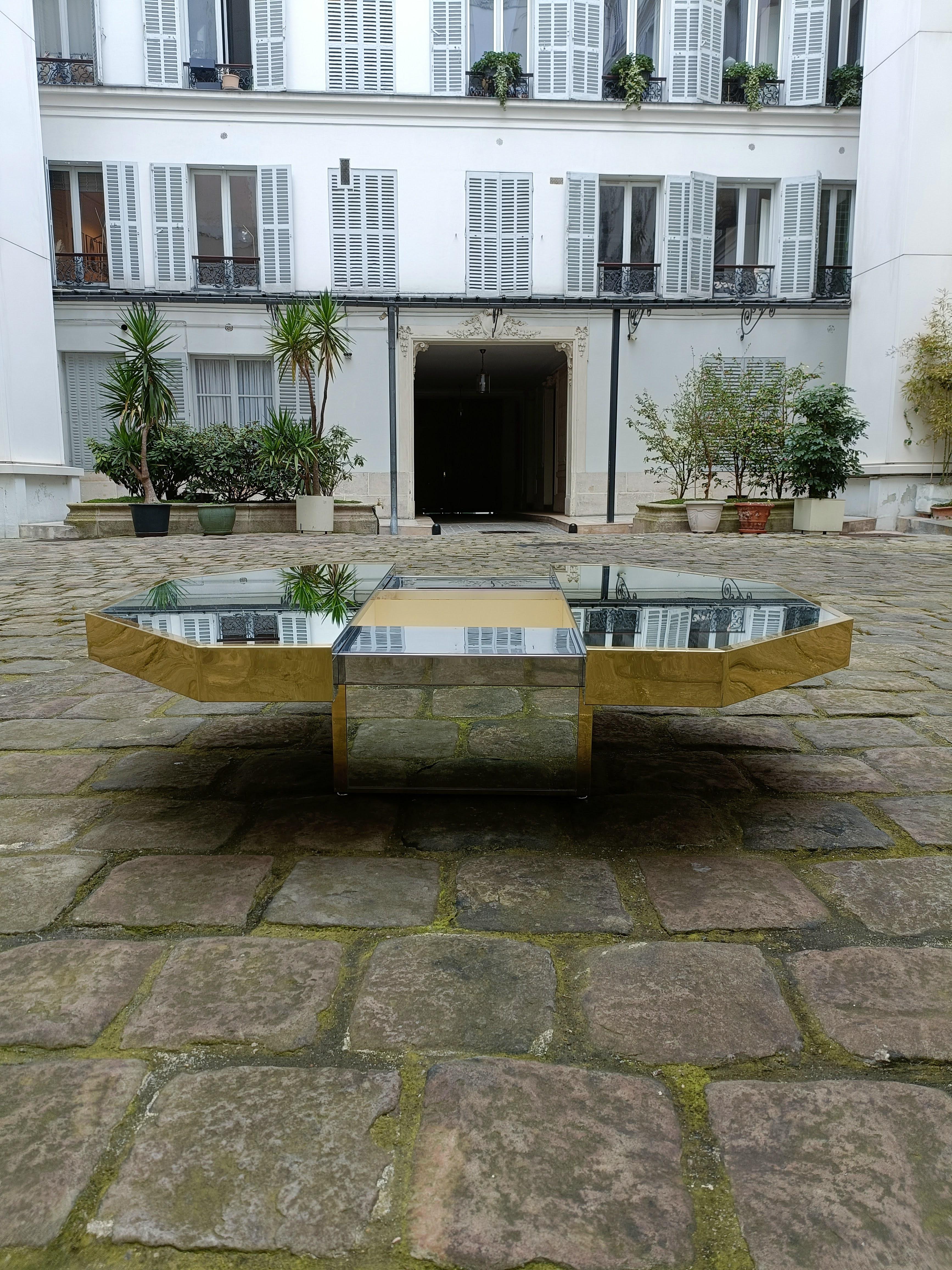 Octagonal Coffee Table in Brass and Mirror, 1970 Attributed to Gabriella Crespi 3