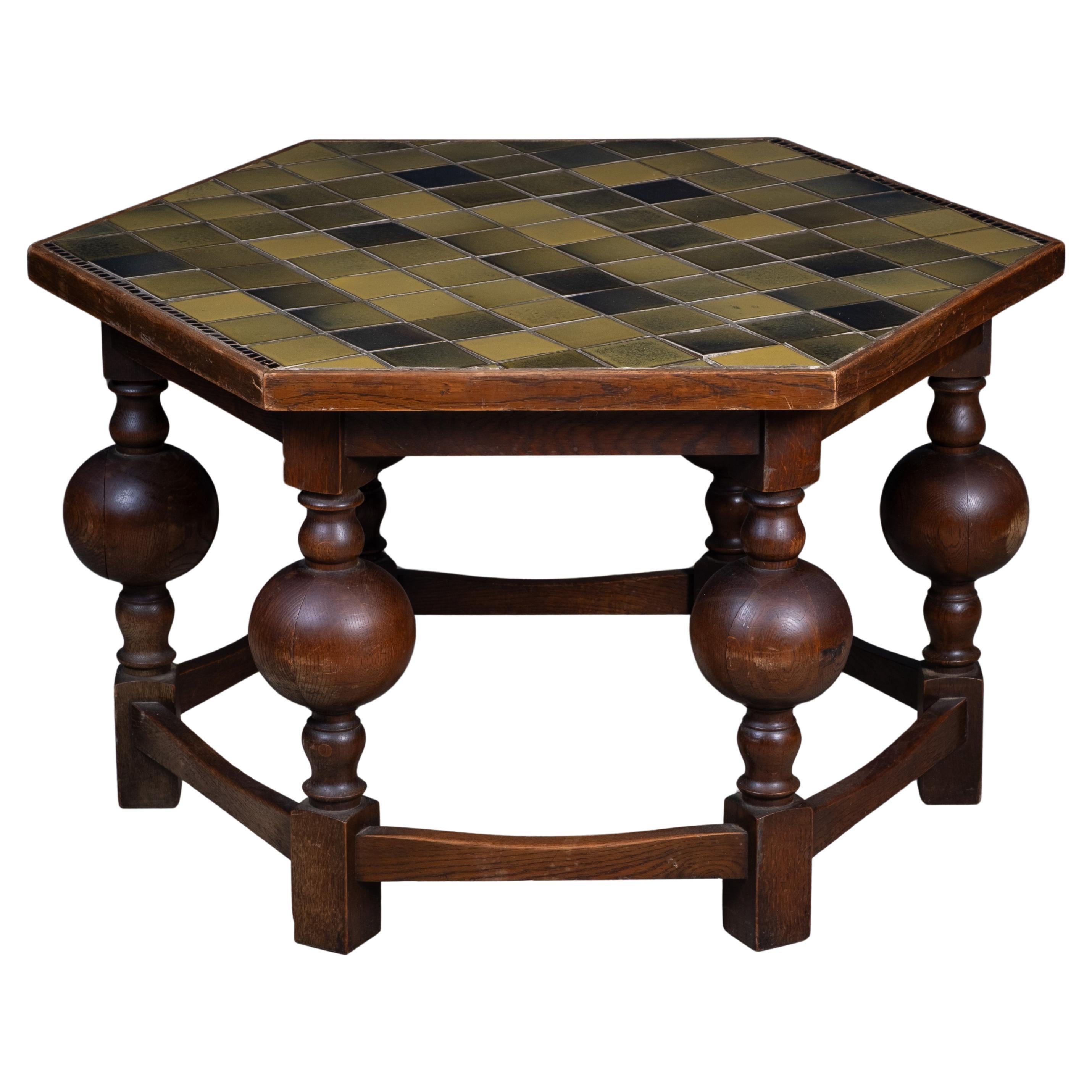 Octagonal Coffee Table in solid Oak, 1930s For Sale