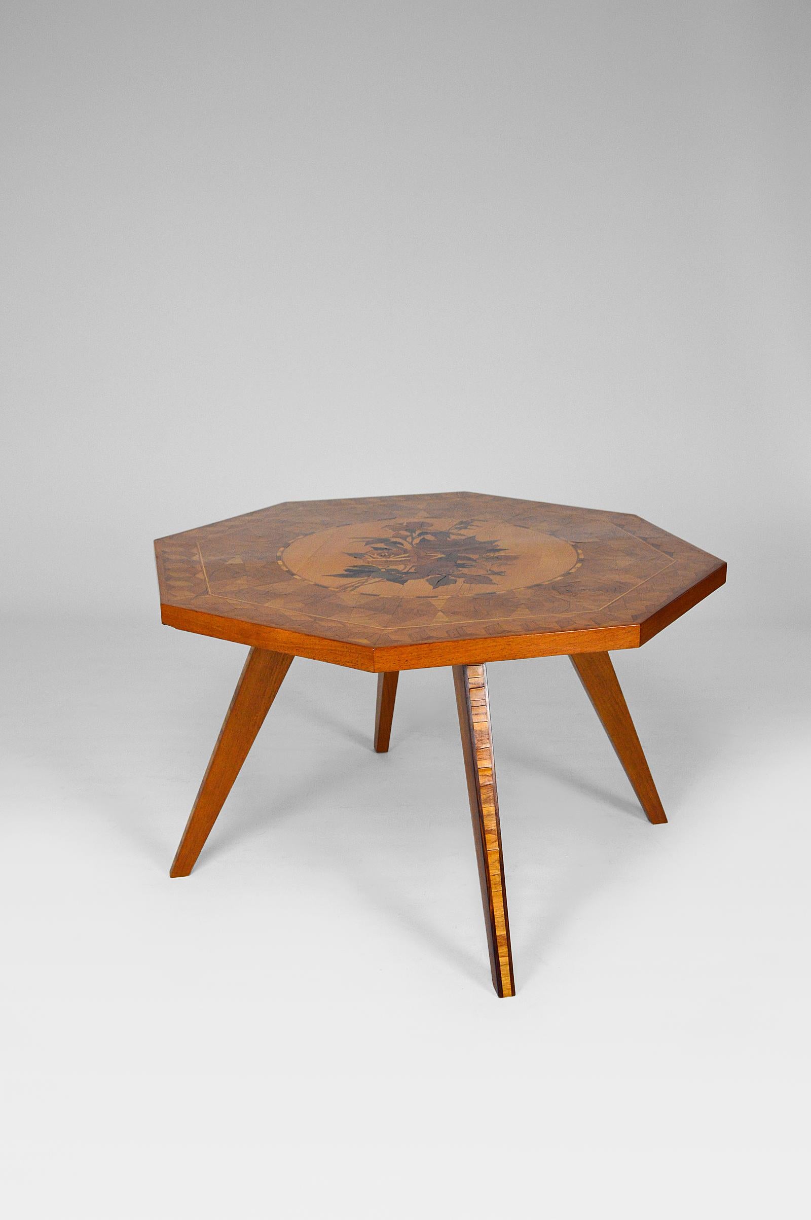 Octagonal Coffee Table with Floral Marquetry Top, Italy, circa 1950 1