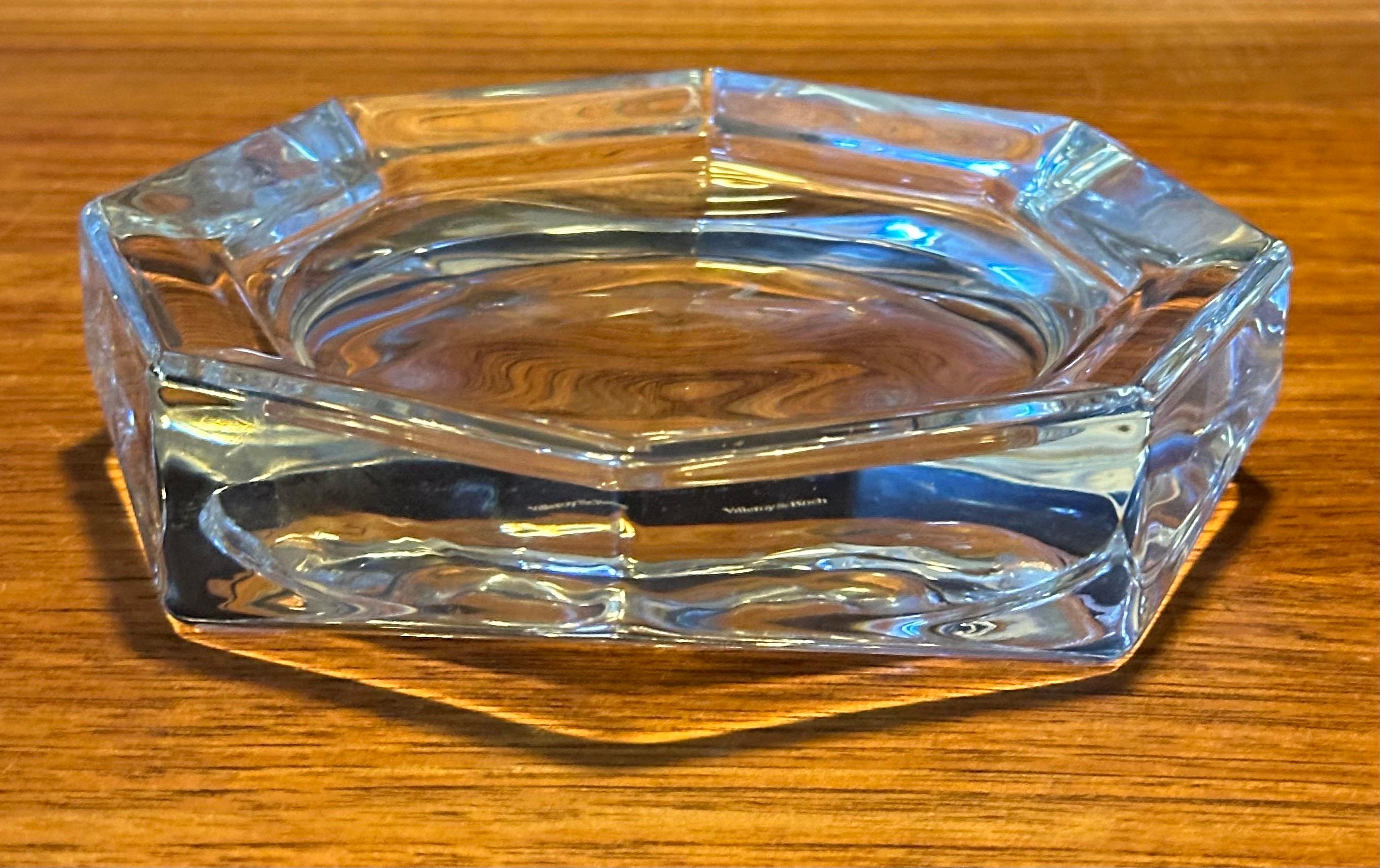 Fatto a mano Posacenere ottagonale in cristallo di Villeroy & Boch in vendita