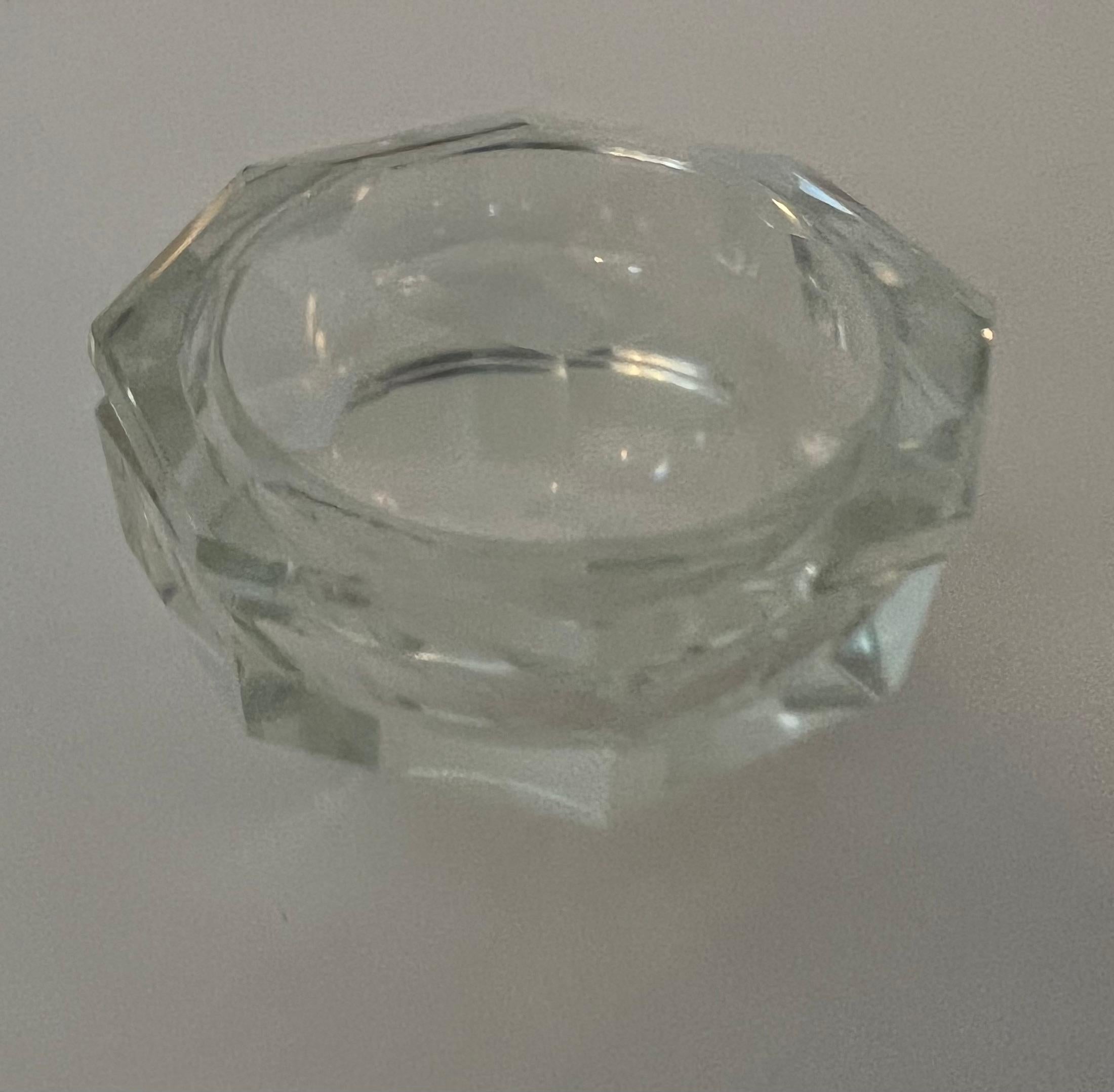Octagonal Crystal Bowl with Lid In Good Condition For Sale In Los Angeles, CA