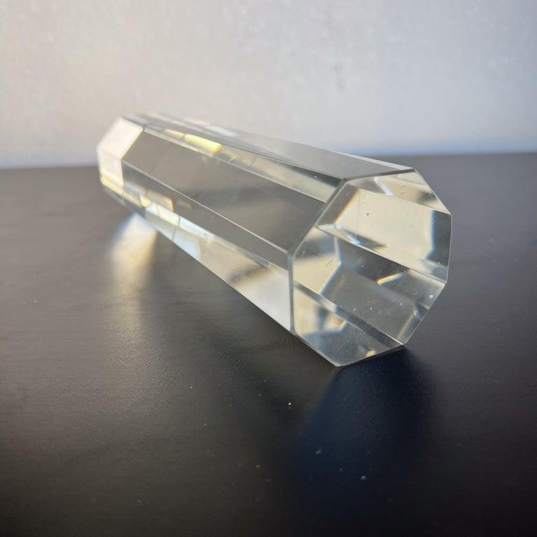 Pisapapeles de cristal octogonal en venta 3