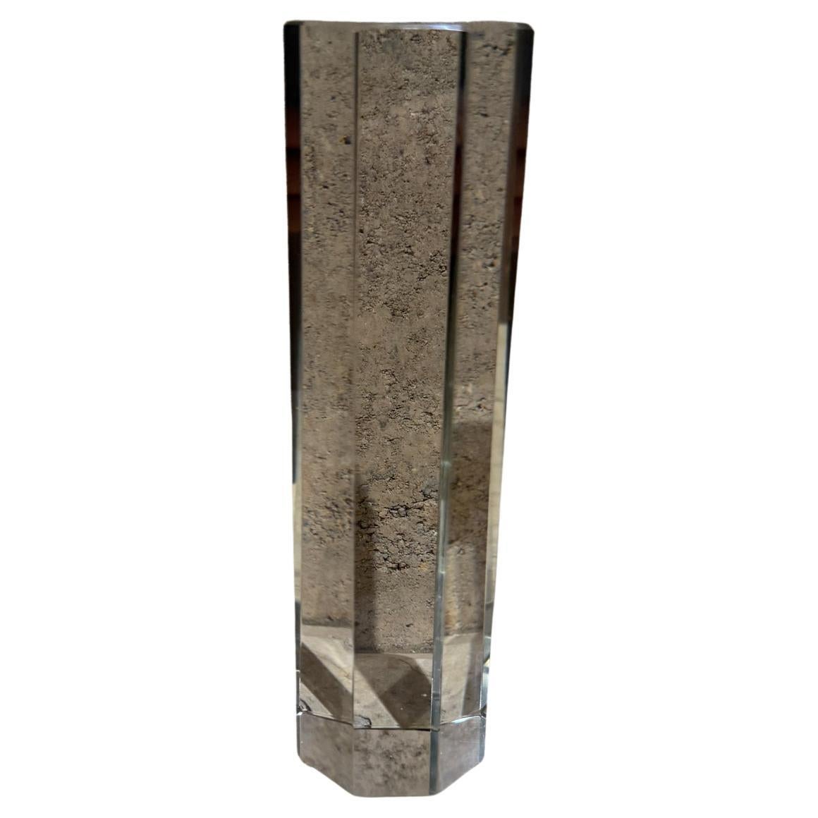 Pisapapeles moderno de cristal Pilar octogonal
sin marcar
7,75 L x 2,25 diámetro
Estado de segunda mano vintage sin restaurar.
Presenta una rozadura, difícil de ver, pero debe mencionarse.
Consulte las imágenes