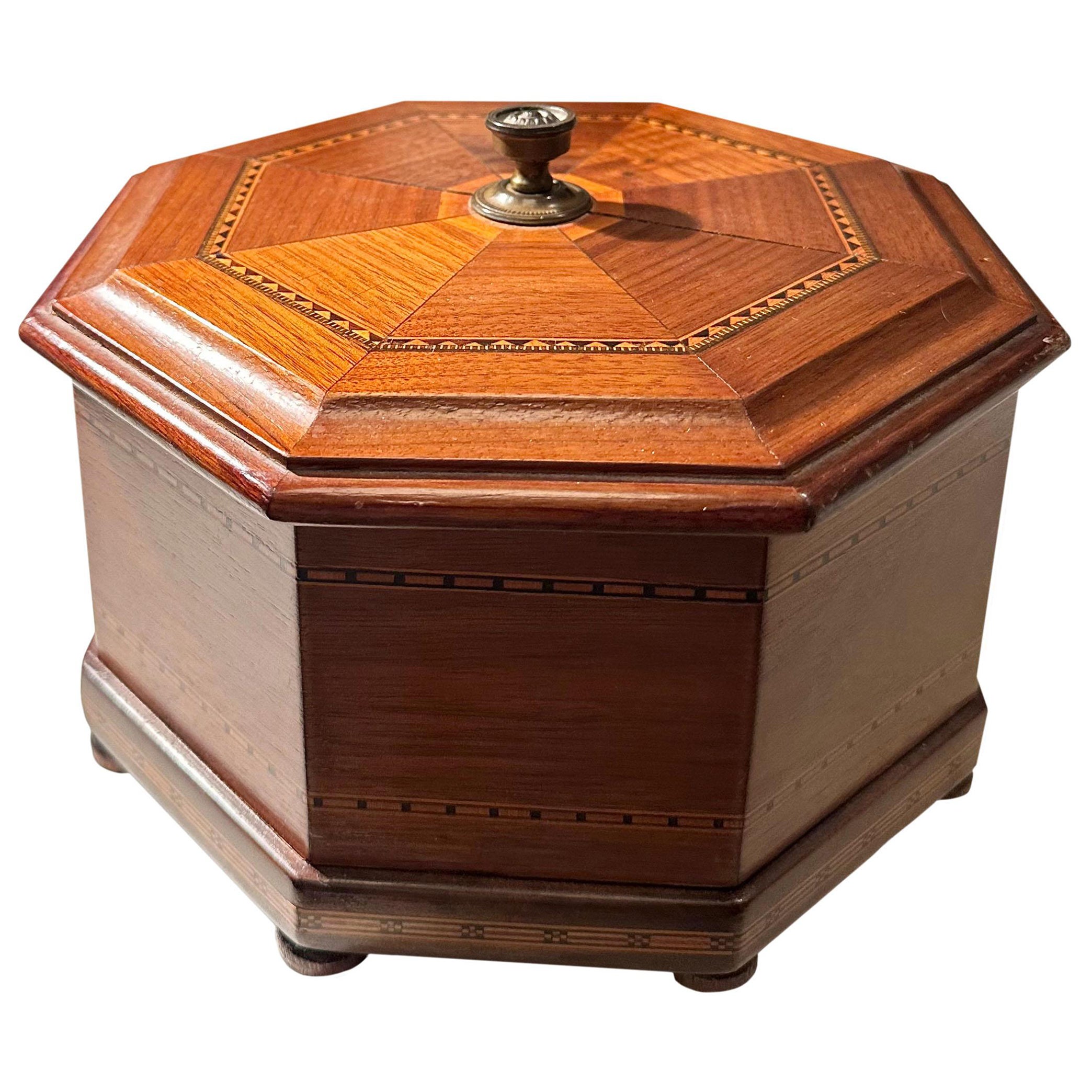 Boîte anglaise octogonale