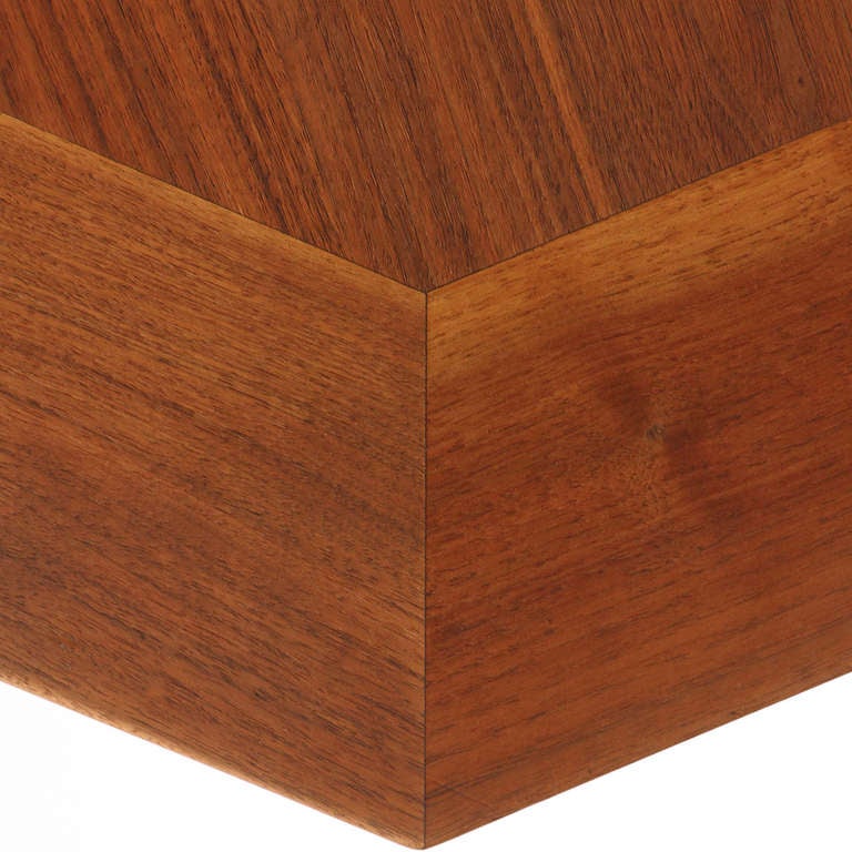 Octagonal Gaming Table by Edward Wormley for Dunbar In Good Condition For Sale In Sagaponack, NY