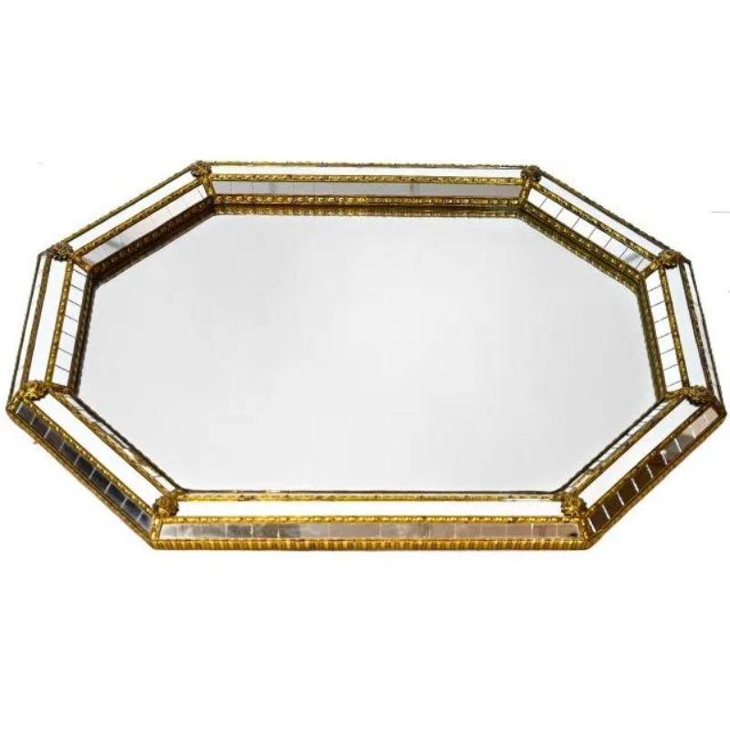 Octagonal Gilt Triple Frame Beveled Mirror In Good Condition For Sale In Locust Valley, NY