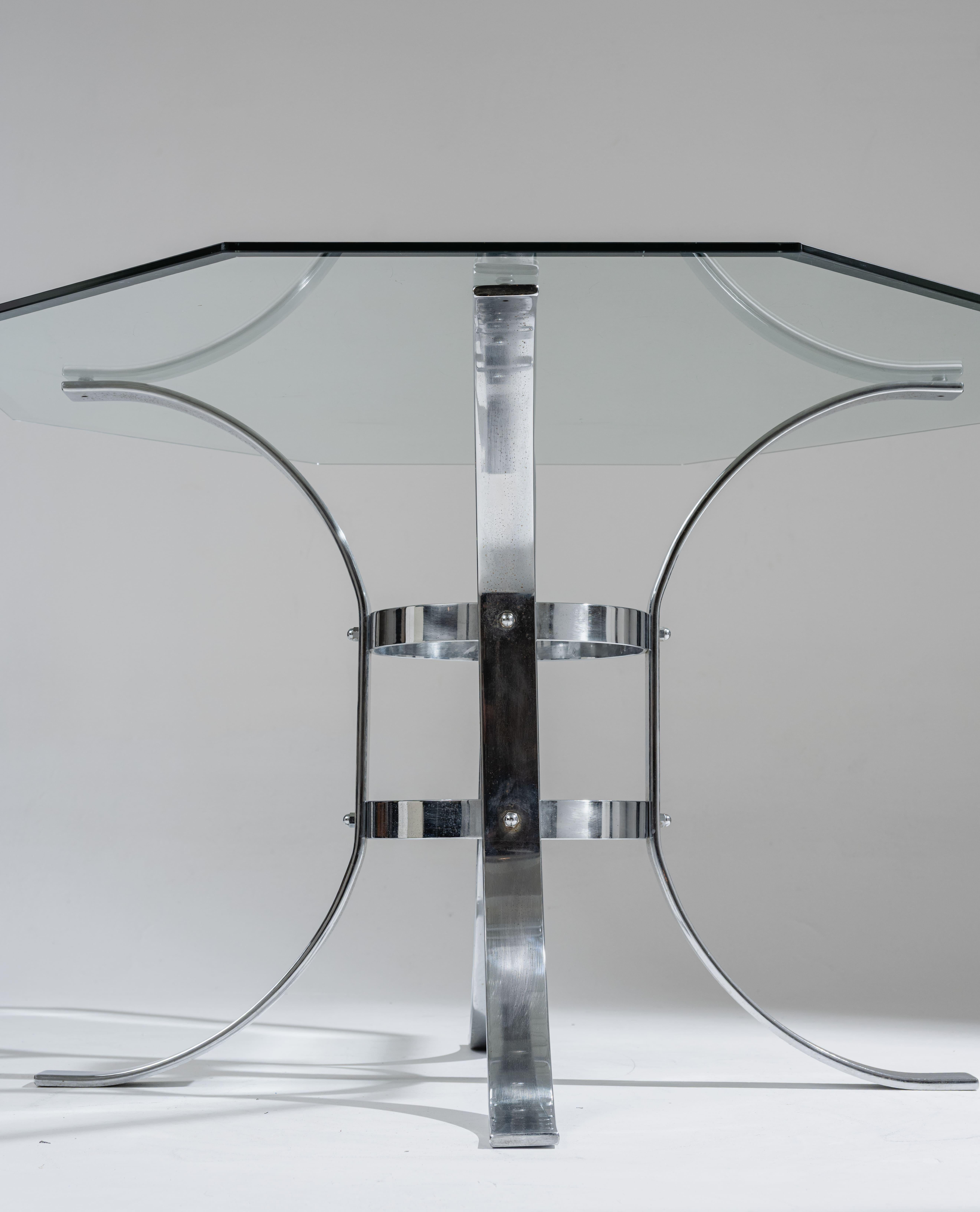 Mesa de comedor octogonal de cristal y metal, años 70 en venta 3