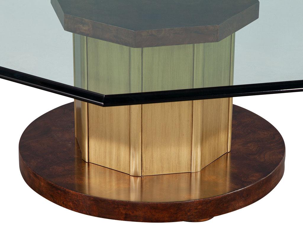 Octagonal Glass Top Coffee Table in Burled Walnut and Brass by Mastercraft In Good Condition For Sale In North York, ON