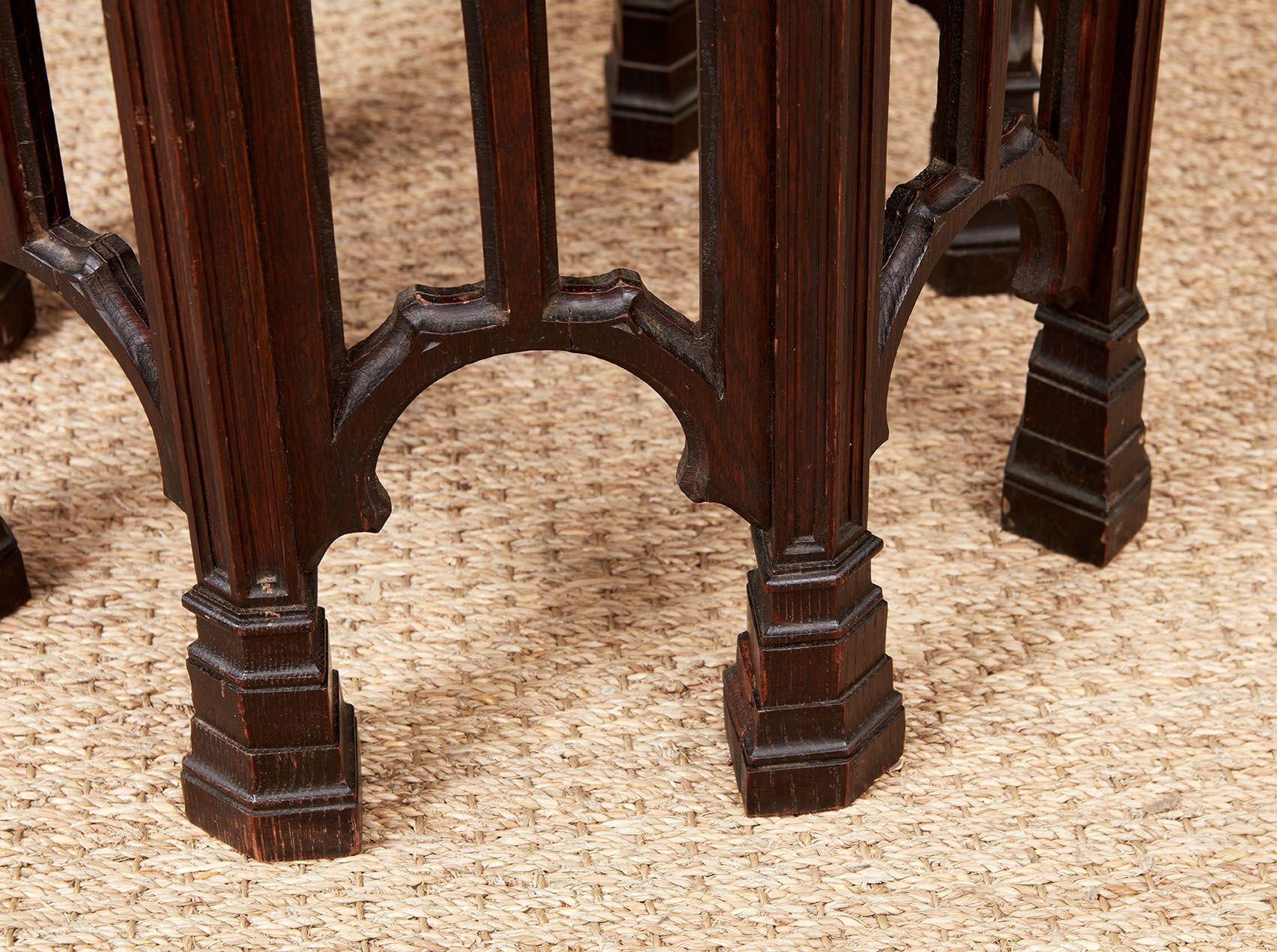 XIXe siècle Table de tabouret octogonale à tracer gothique en vente
