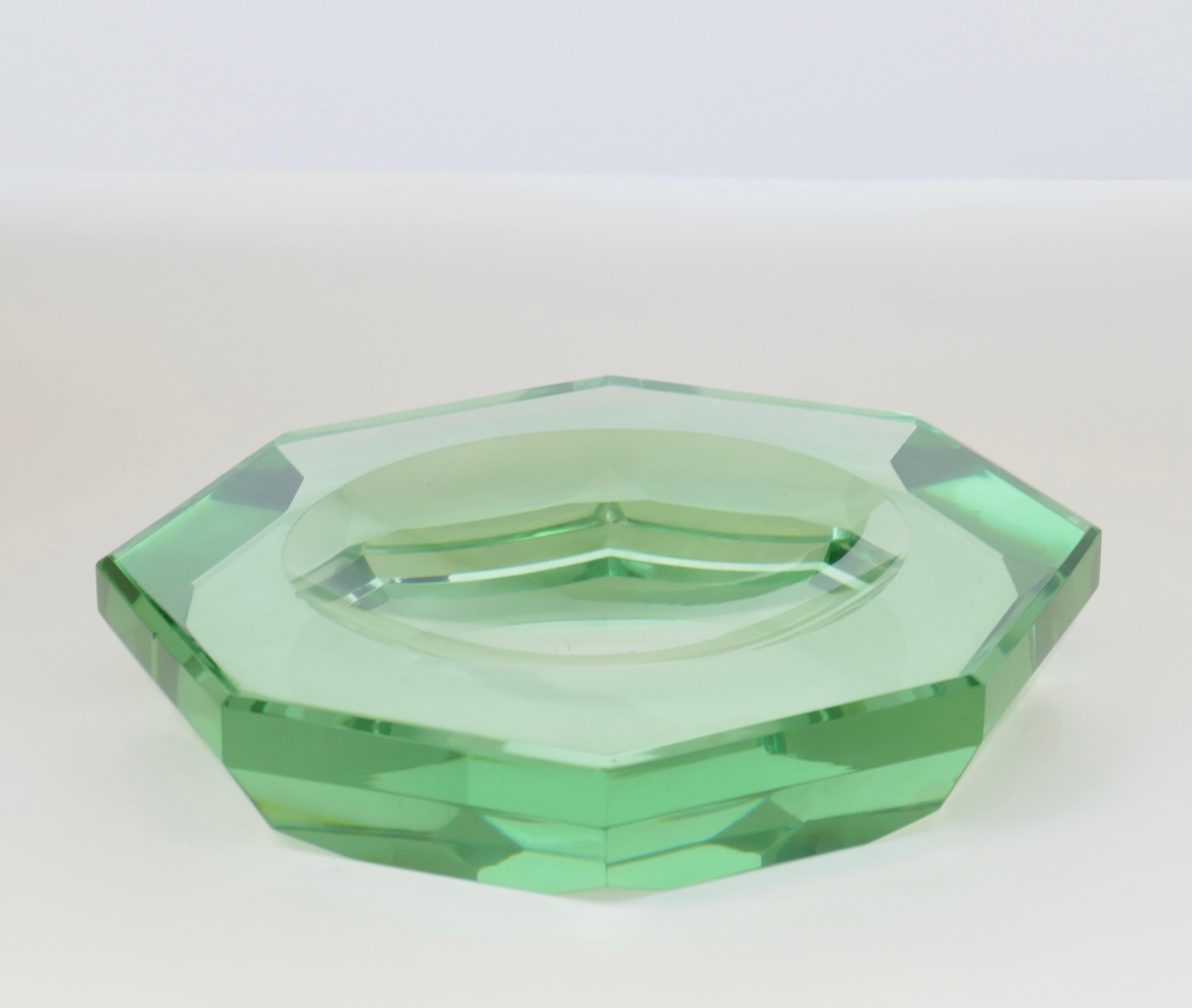 Mid-Century Modern Octagonal Green Centrepiece / Vide Poche by Fontana Arte, Italy, 1950s For Sale