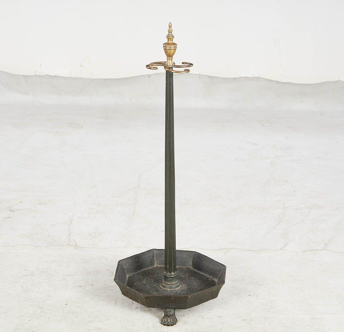 Octagonal Iron and Brass Umbrella Stand In Good Condition For Sale In Greenwich, CT
