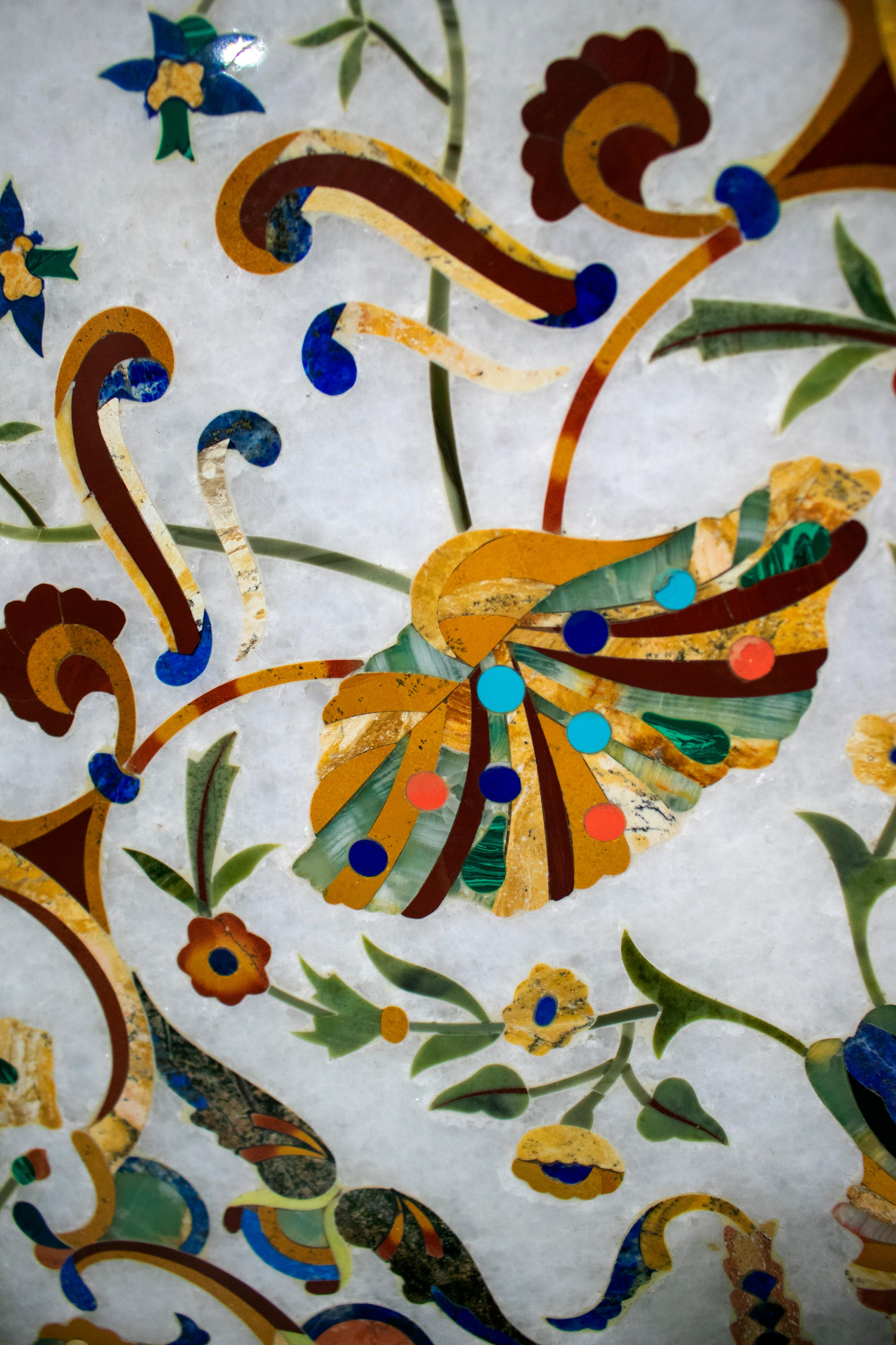Achteckige italienische Pietre Dure Mosaik-Intarsien-Tischplatte aus weißem Carrara-Marmor im Angebot 6