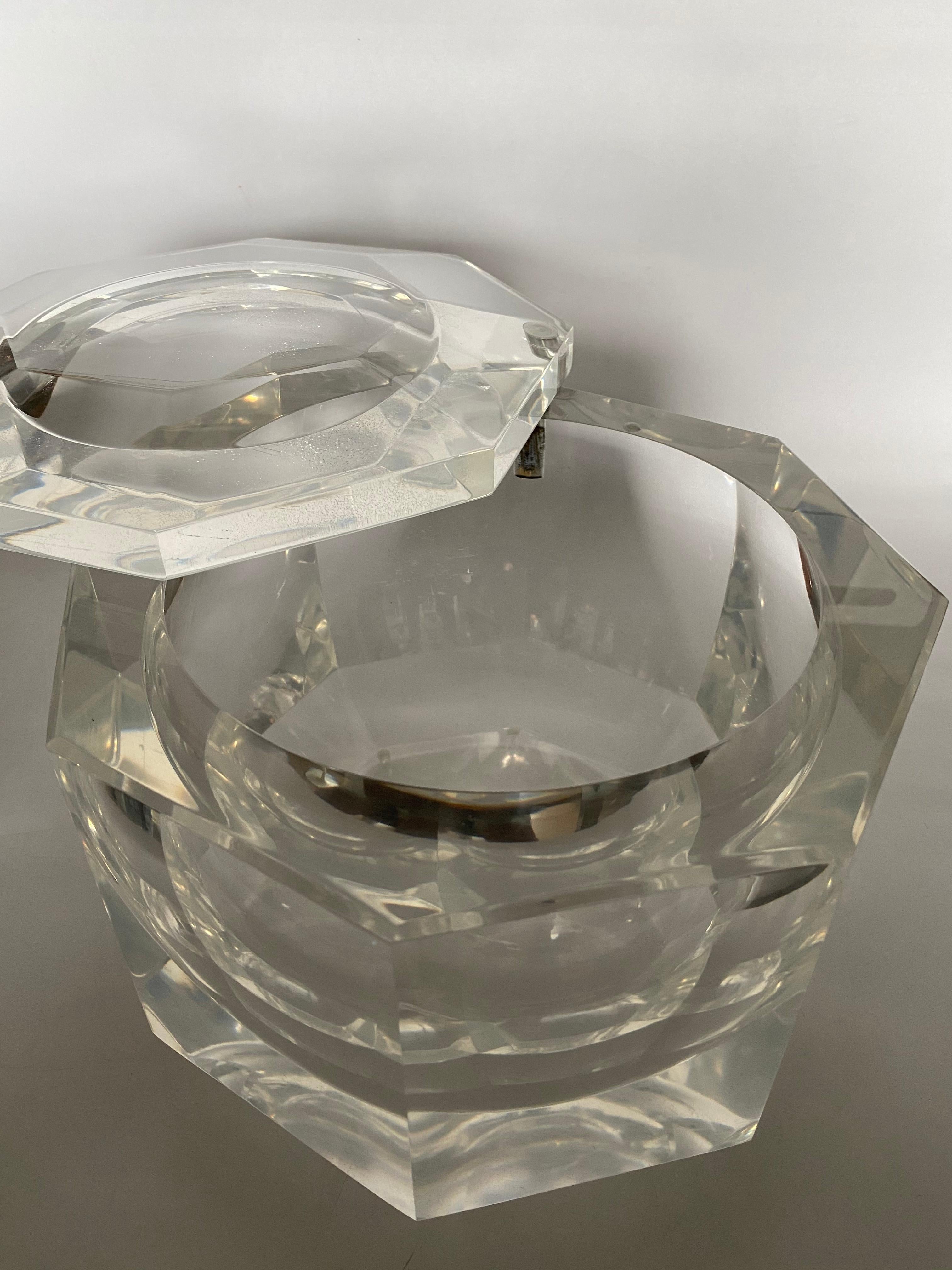 American Octagonal Lucite Ice Bucket, a Carole Stupell Design, circa 1970 For Sale