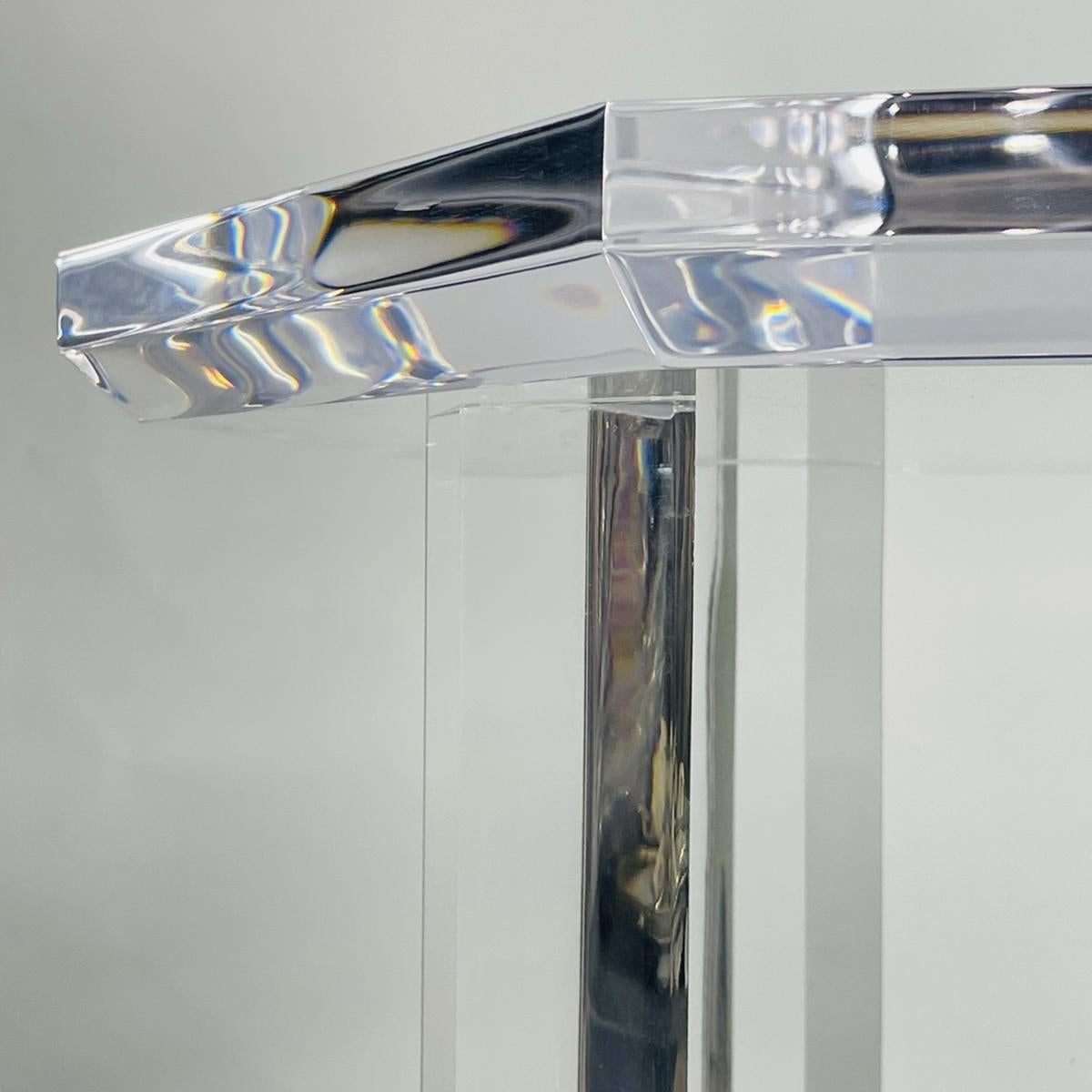 Octagonal Lucite Pedestal Table Base For Sale 7