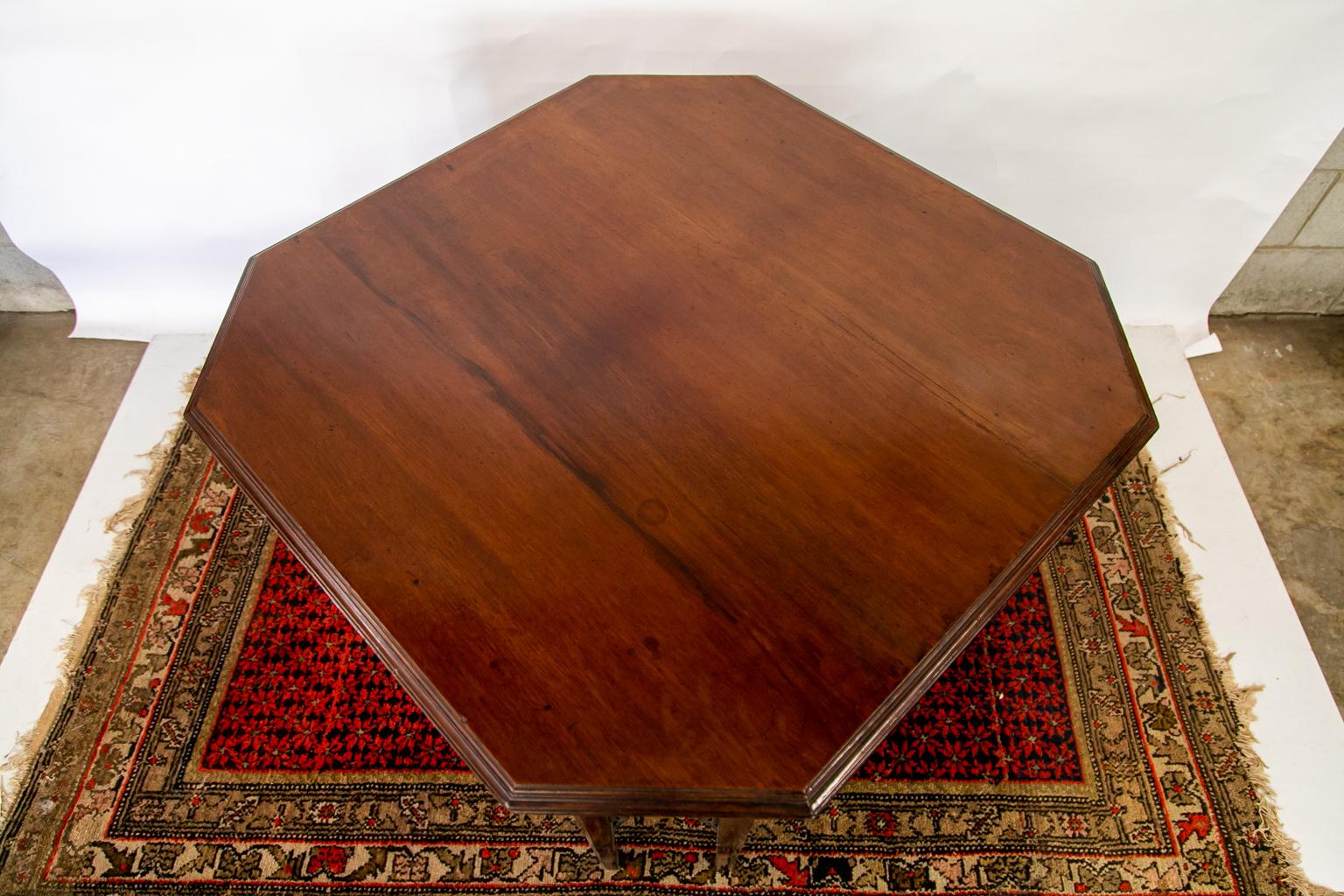 Octagonal Mahogany Center Table For Sale 4
