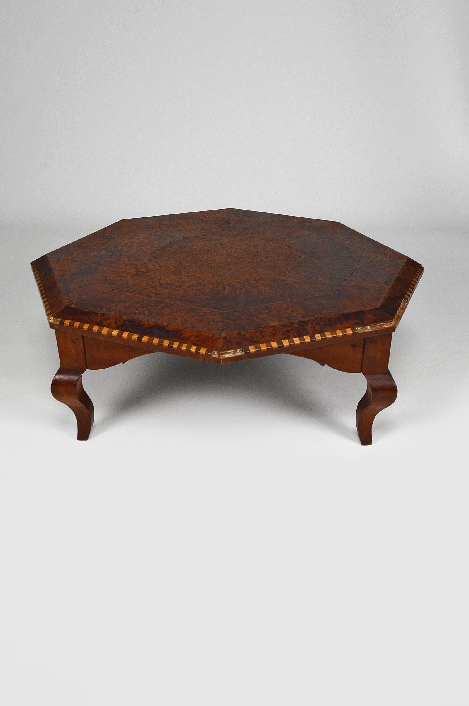 Octagonal Moorish Coffee Table from Essaouira / Mogador, Morocco, circa 1920 For Sale 9