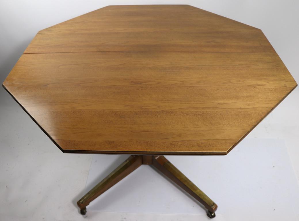 octagon table with leaf