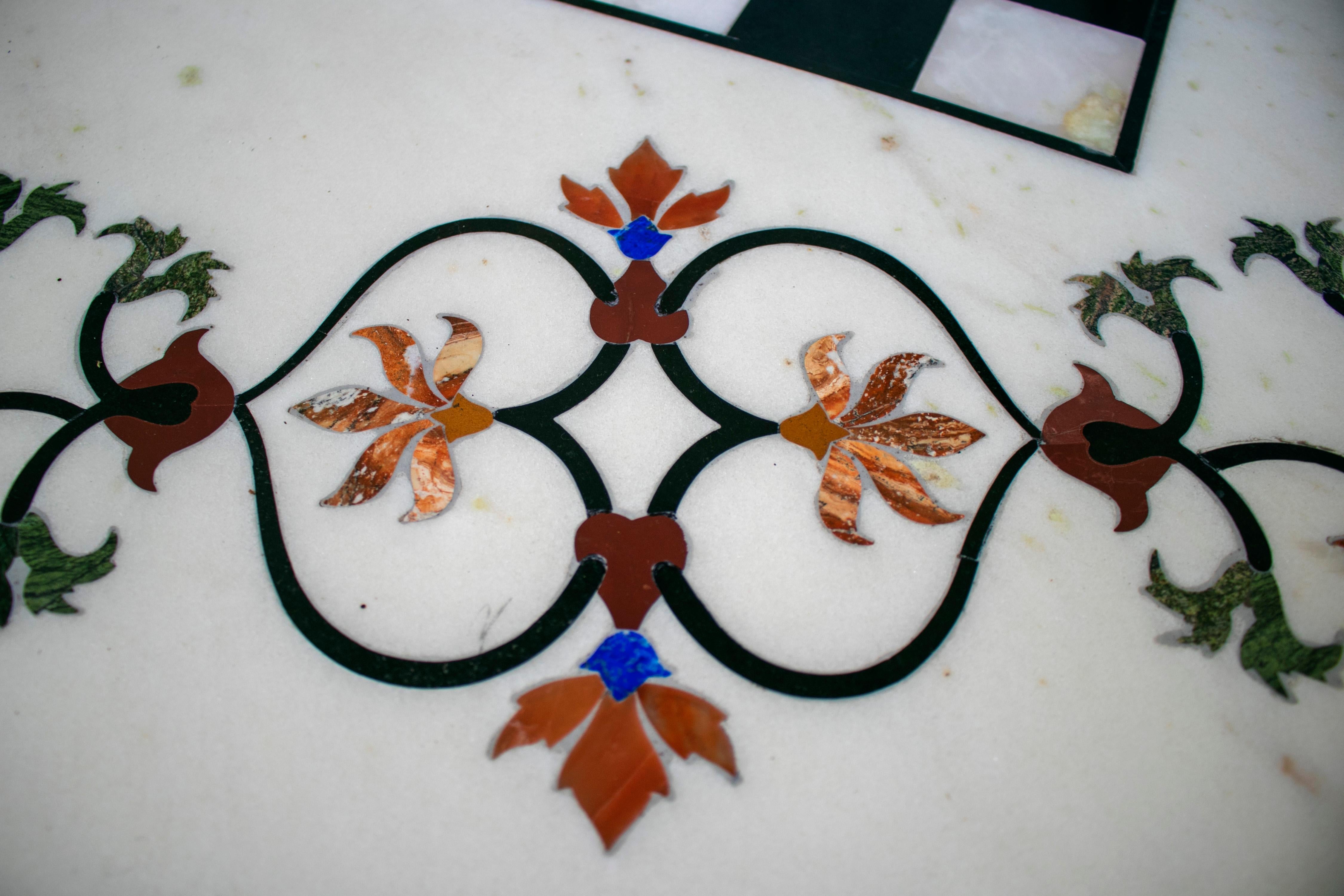 Achteckige Pietre Dure Marmor-Intarsien Mosaik-Schachtischplatte mit Lapis und Jade im Angebot 2