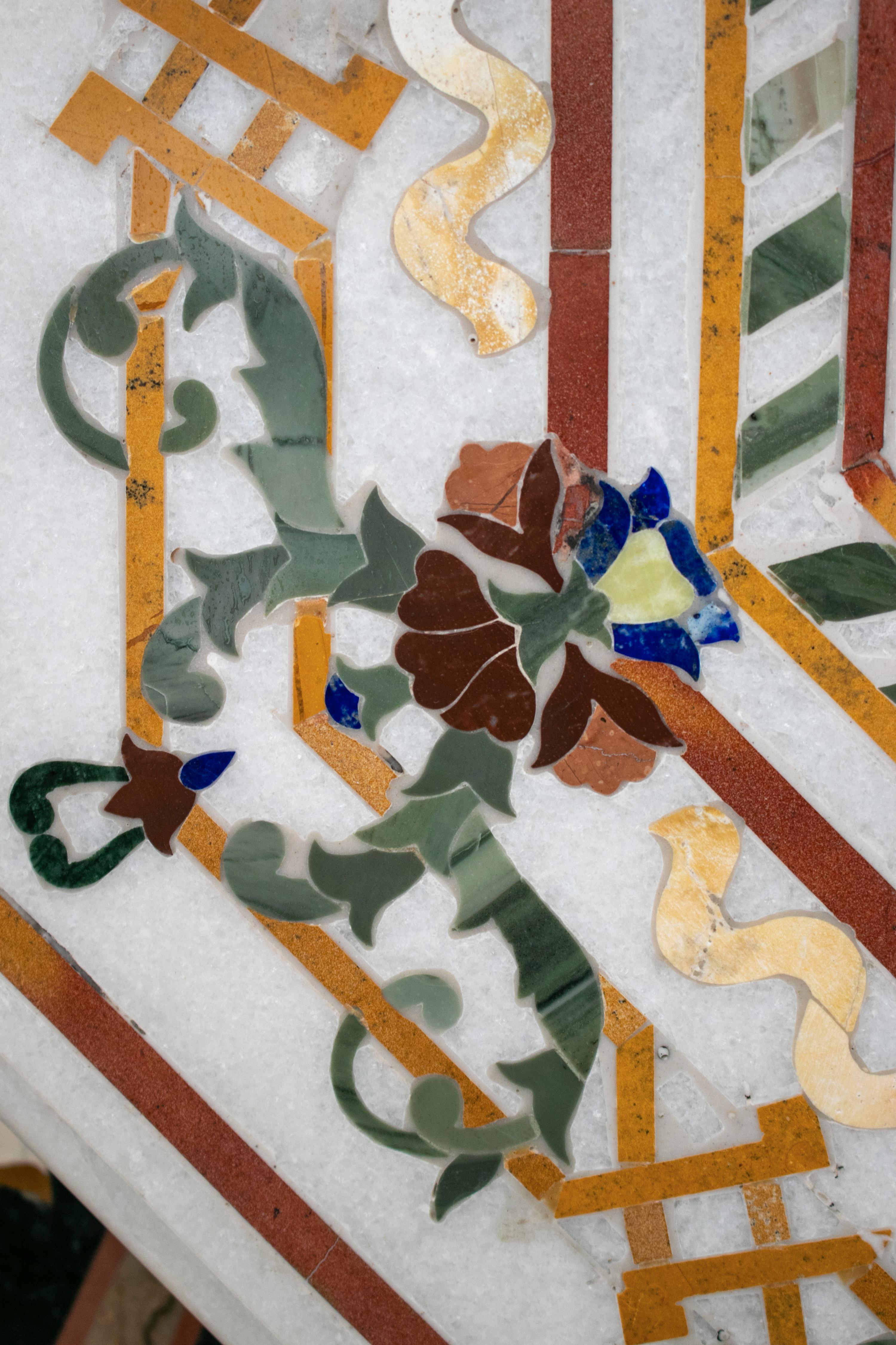 Octagonal Pietre Dure Marble Inlay Mosaic Table Top with Lapis and Jade In Good Condition In Marbella, ES